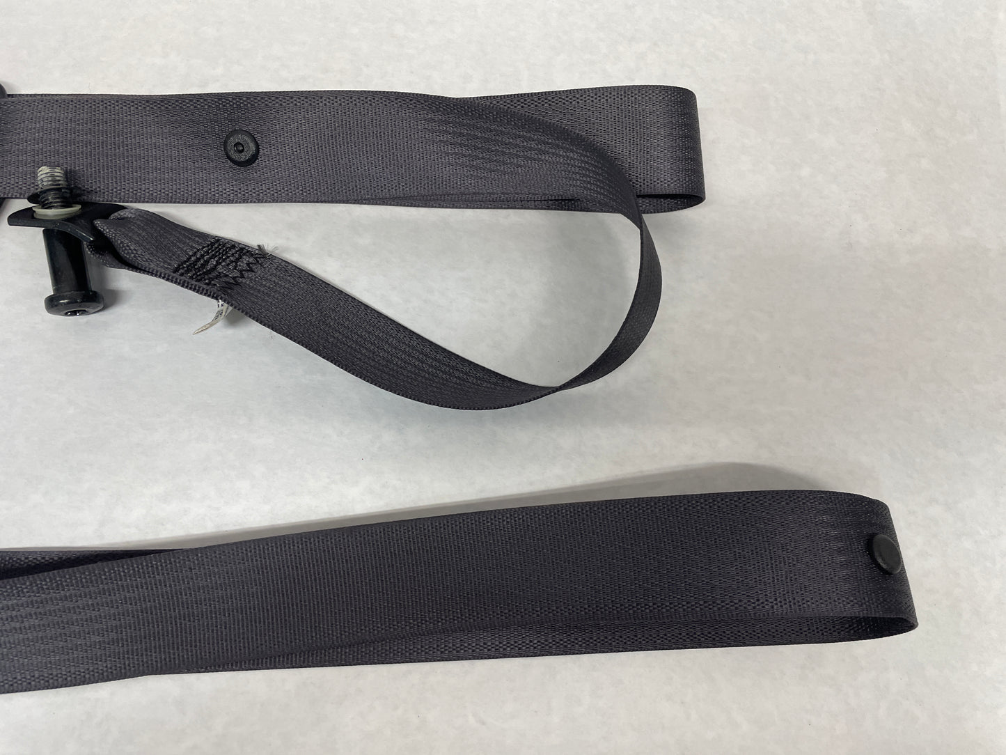 2013 Chevy Camaro ZL1 RH & LH Front Seat Belts Seatbelts Retractors OEM - Day's Parts Yard