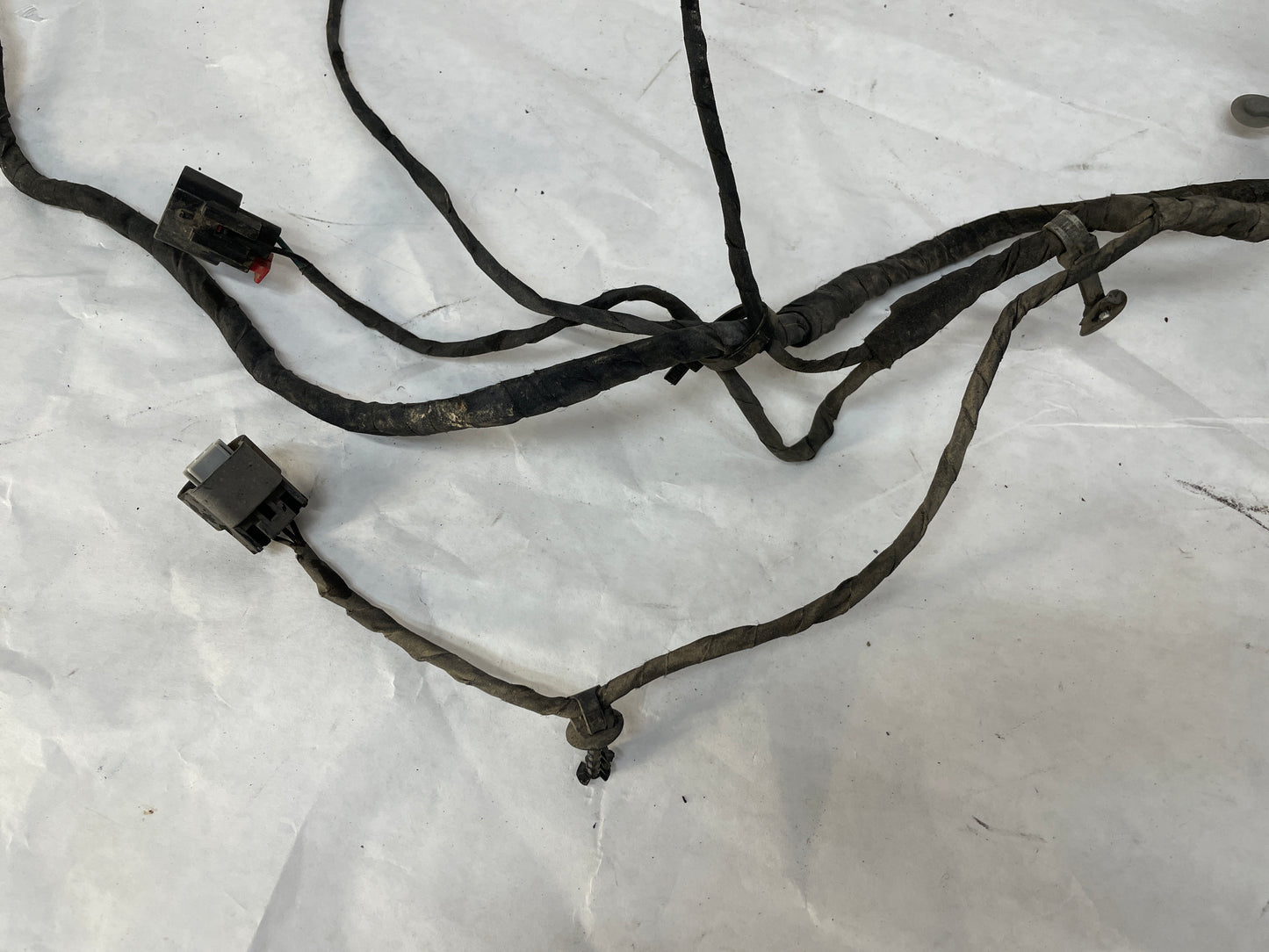2010 Cadillac CTS-V Sedan Front Core Support Head Light Lamp Wire Wiring Harness OEM