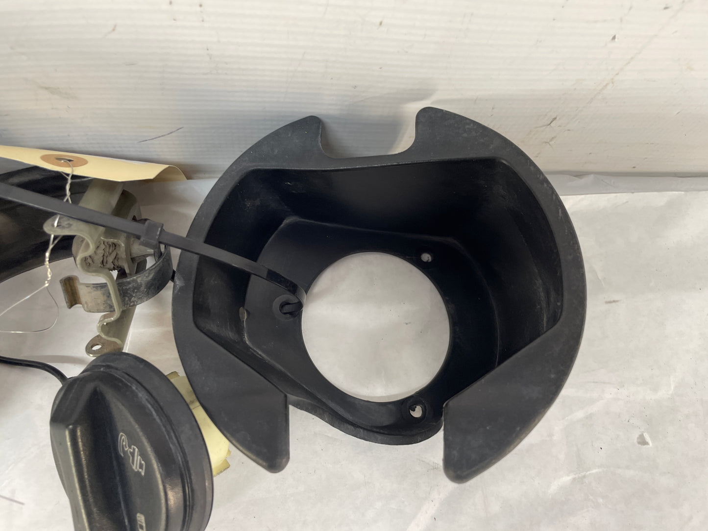 2010 Cadillac CTS-V Sedan Fuel Gas Lid Tank Door Cover w/ Cap Black OEM