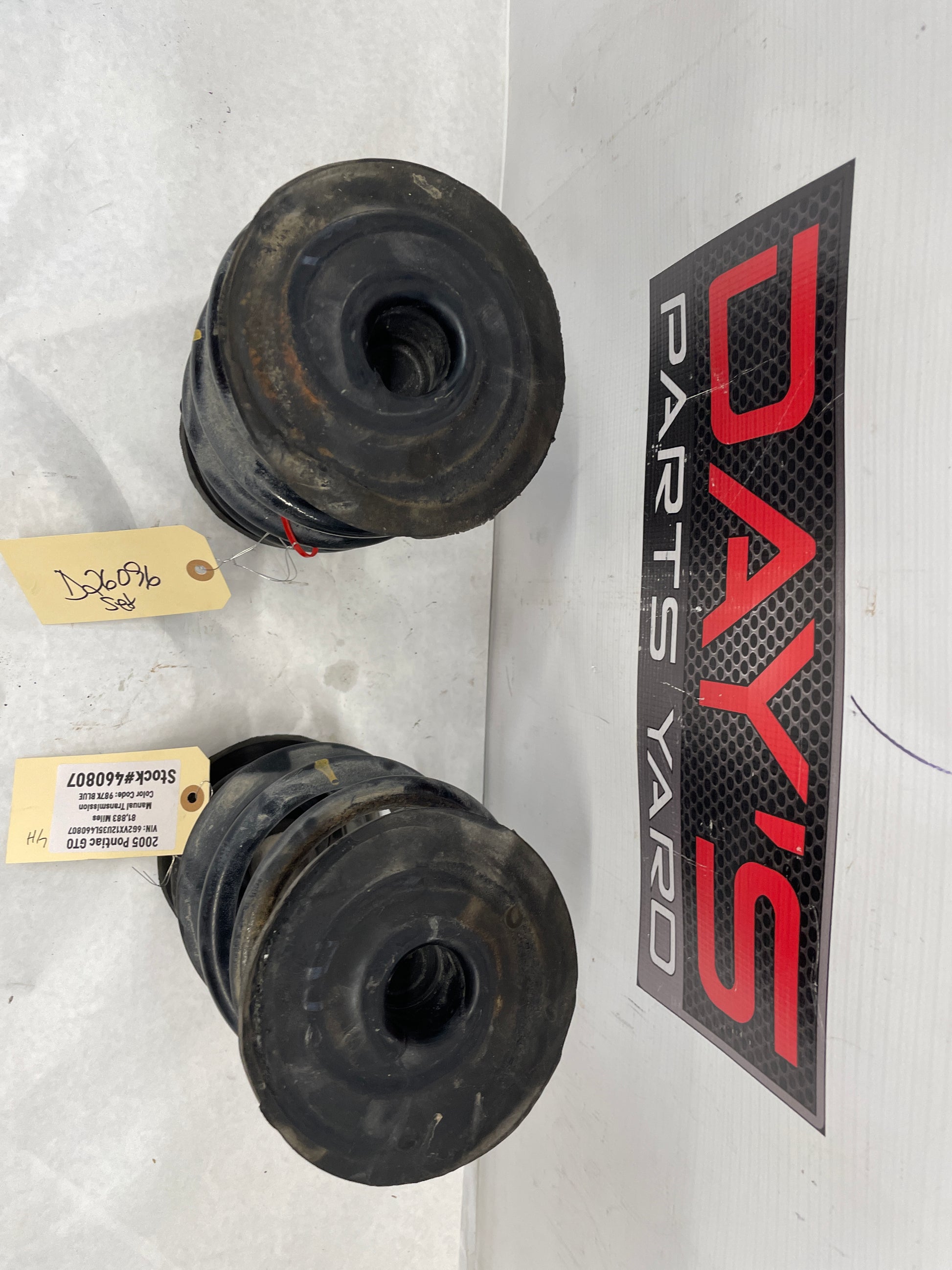 2005 Pontiac GTO Rear Coil Springs RH & LH OEM - Day's Parts Yard