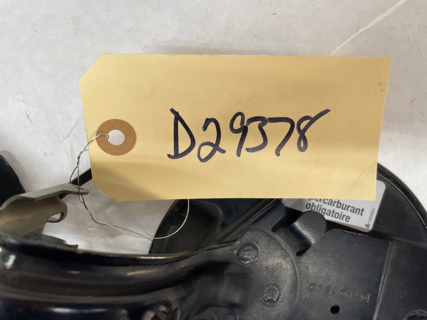 2010 Cadillac CTS-V Sedan Fuel Gas Lid Tank Door Cover w/ Cap Black OEM