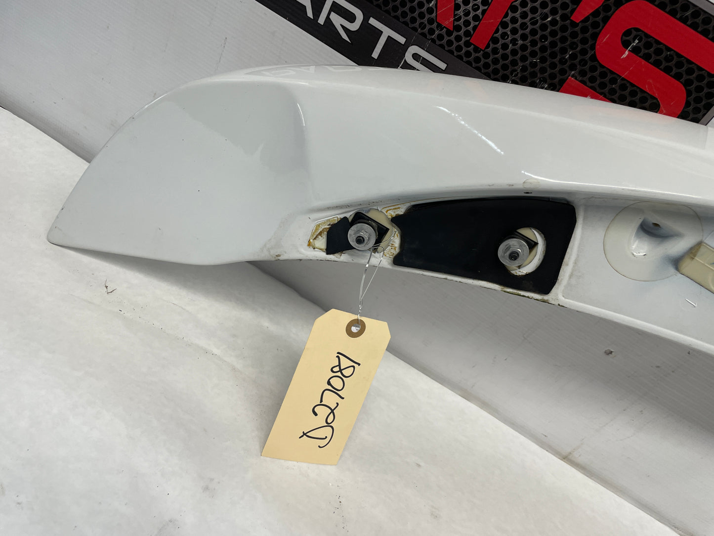 2014 Chevy Camaro ZL1 Convertible Trunk Deck Lid Spoiler Wing White OEM
