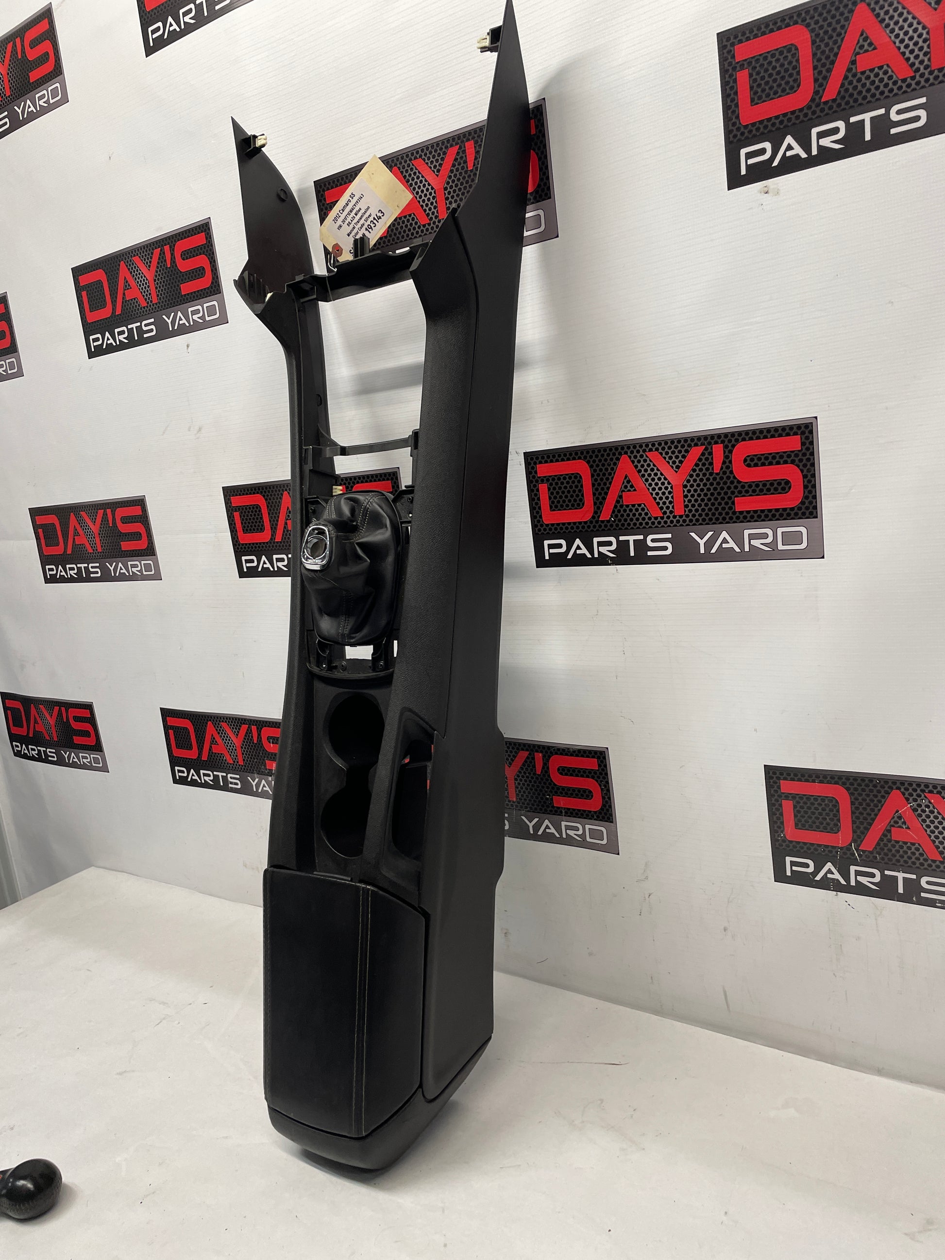 2012 Chevy Camaro SS Center Console Armrest w/ Side Trims Panels OEM - Day's Parts Yard