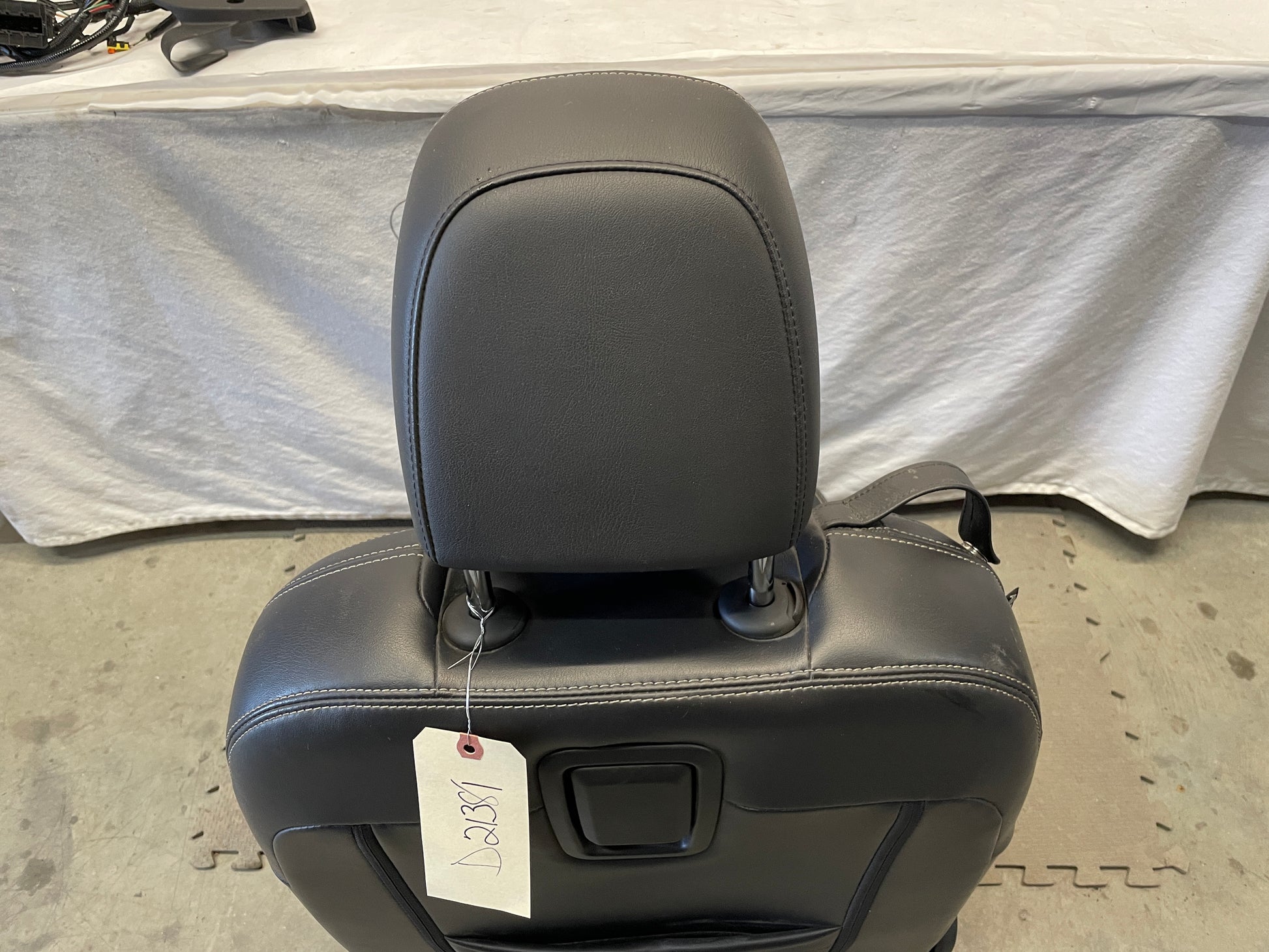 2011 Chevy Camaro 2SS RH Passenger Front Seat Black Leather OEM - Day's Parts Yard