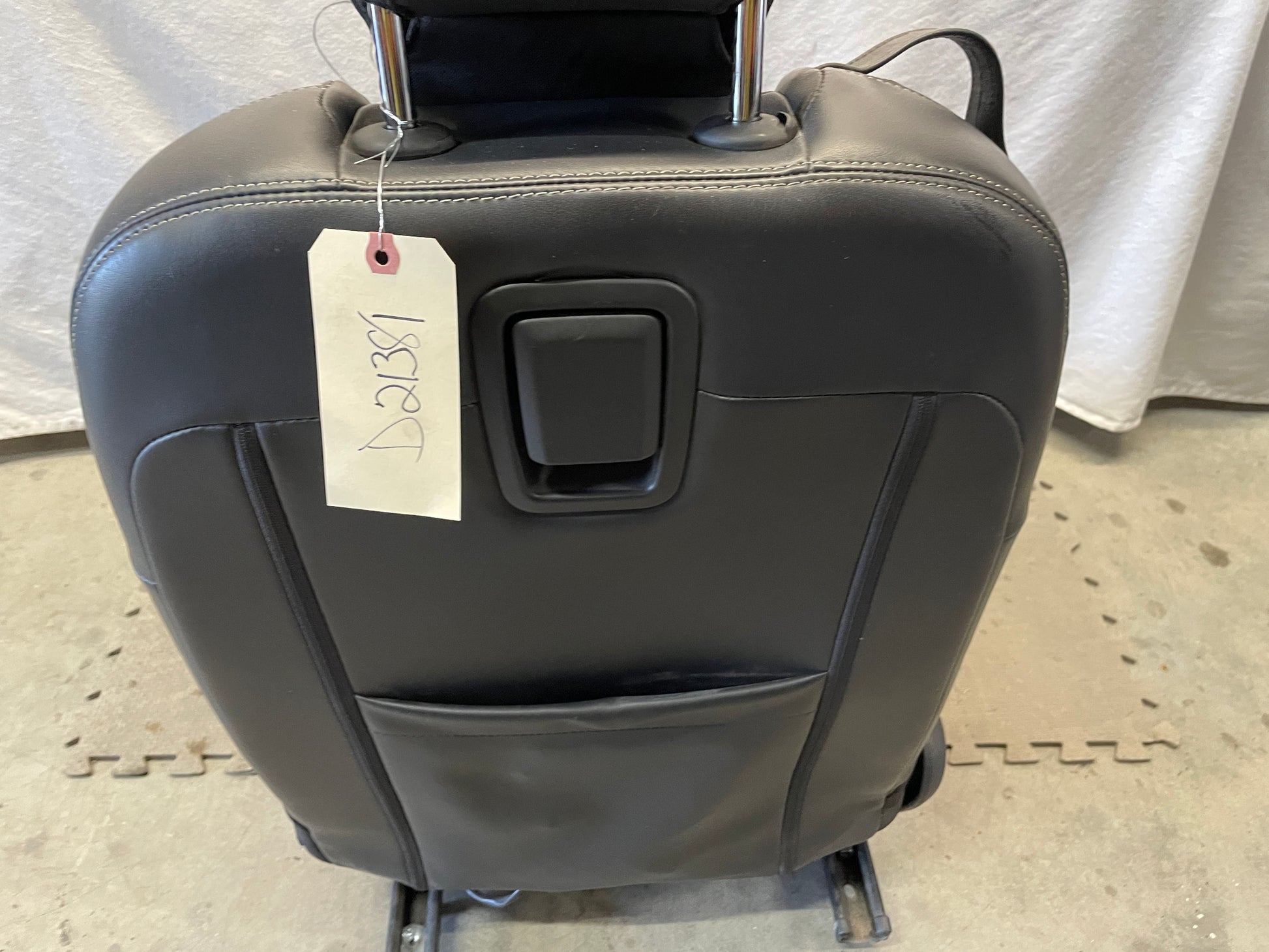 2011 Chevy Camaro 2SS RH Passenger Front Seat Black Leather OEM - Day's Parts Yard