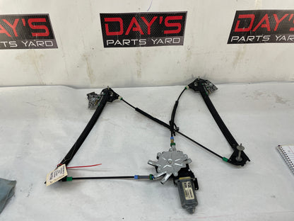 2004 Chevy C5 Corvette Z06 RH Passenger Window Regulator w/ Motor OEM - Day's Parts Yard