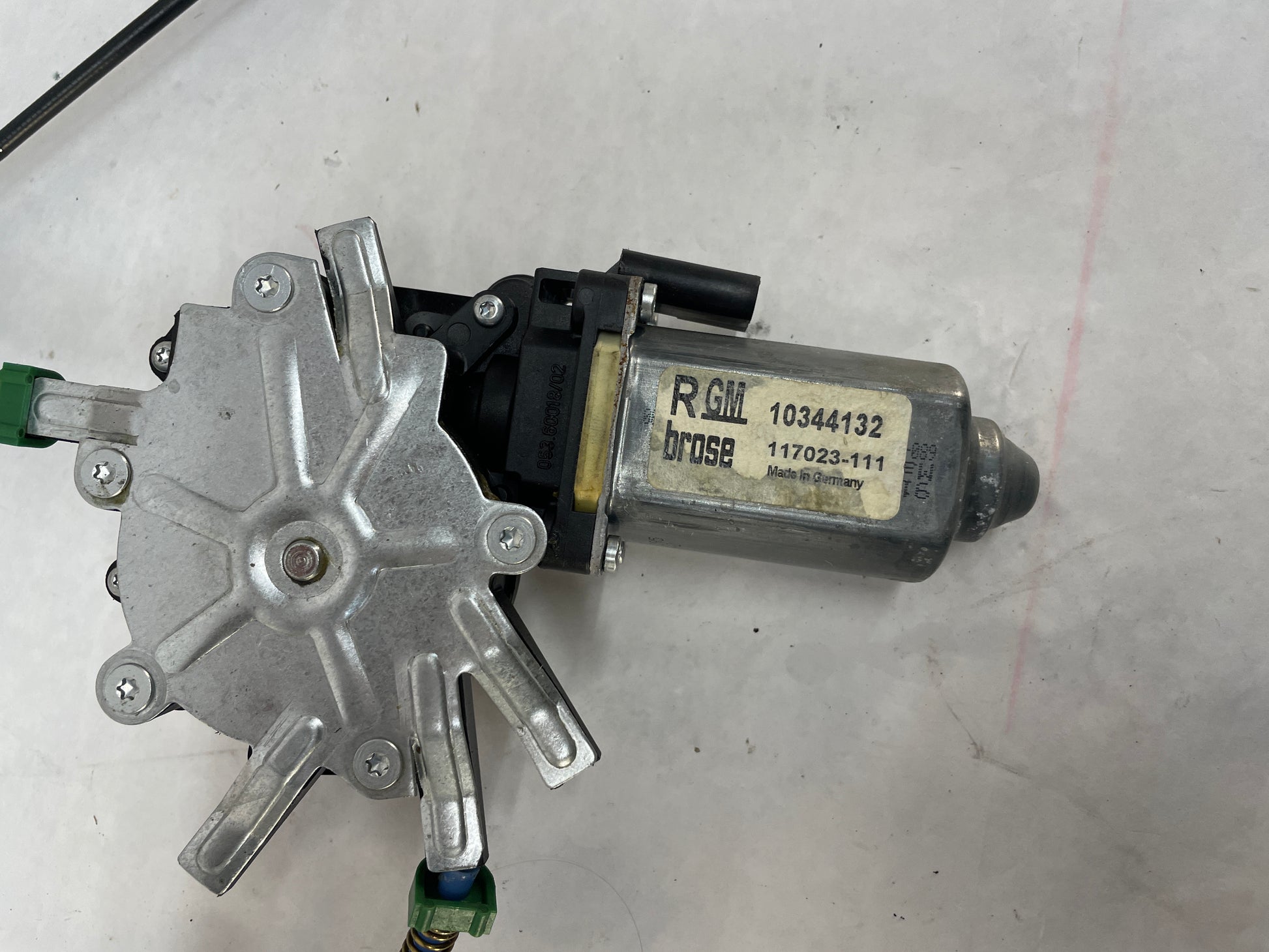 2004 Chevy C5 Corvette Z06 RH Passenger Window Regulator w/ Motor OEM - Day's Parts Yard