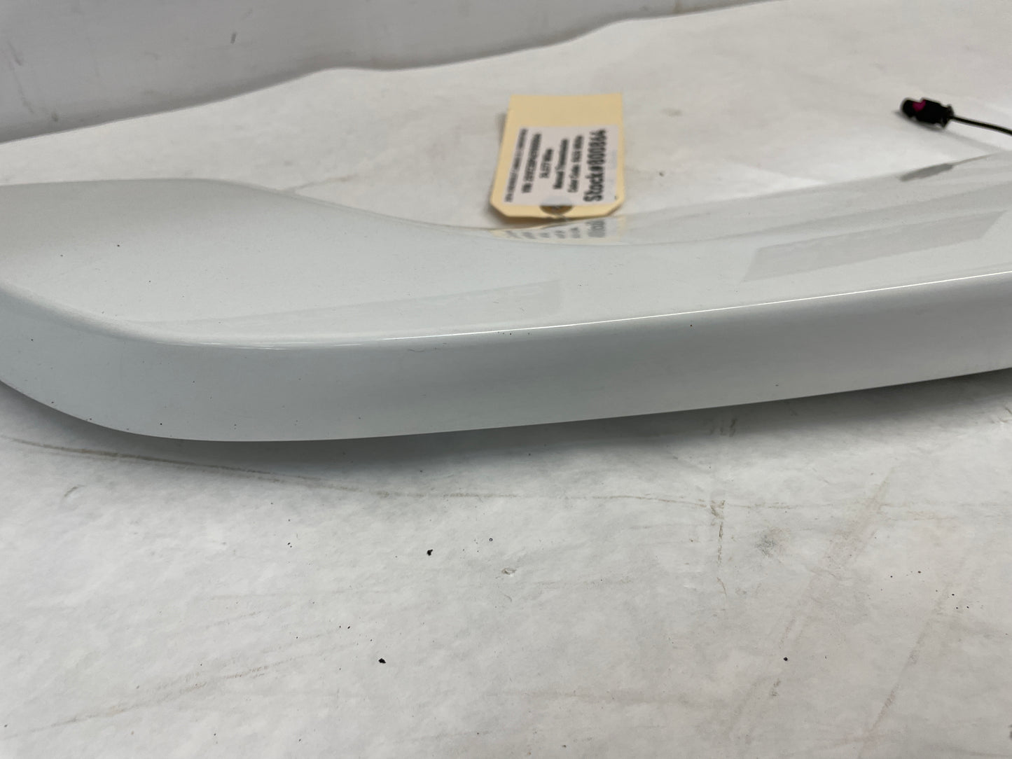 2014 Chevy Camaro ZL1 Convertible Trunk Deck Lid Spoiler Wing White OEM