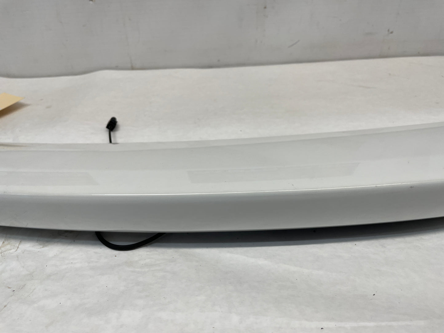 2014 Chevy Camaro ZL1 Convertible Trunk Deck Lid Spoiler Wing White OEM