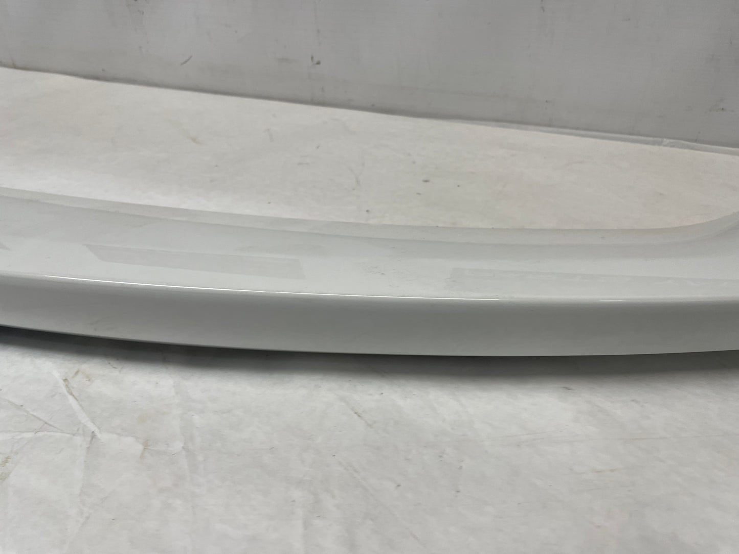 2014 Chevy Camaro ZL1 Convertible Trunk Deck Lid Spoiler Wing White OEM