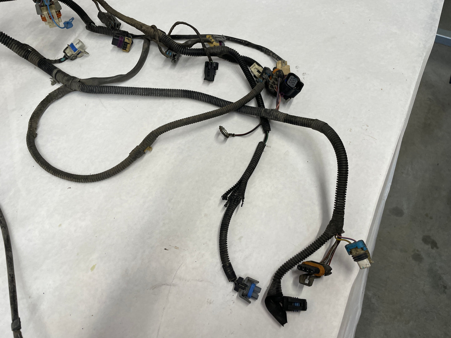 2005 Pontiac GTO Engine Motor Manual Transmission Wire Wiring Harness OEM - Day's Parts Yard