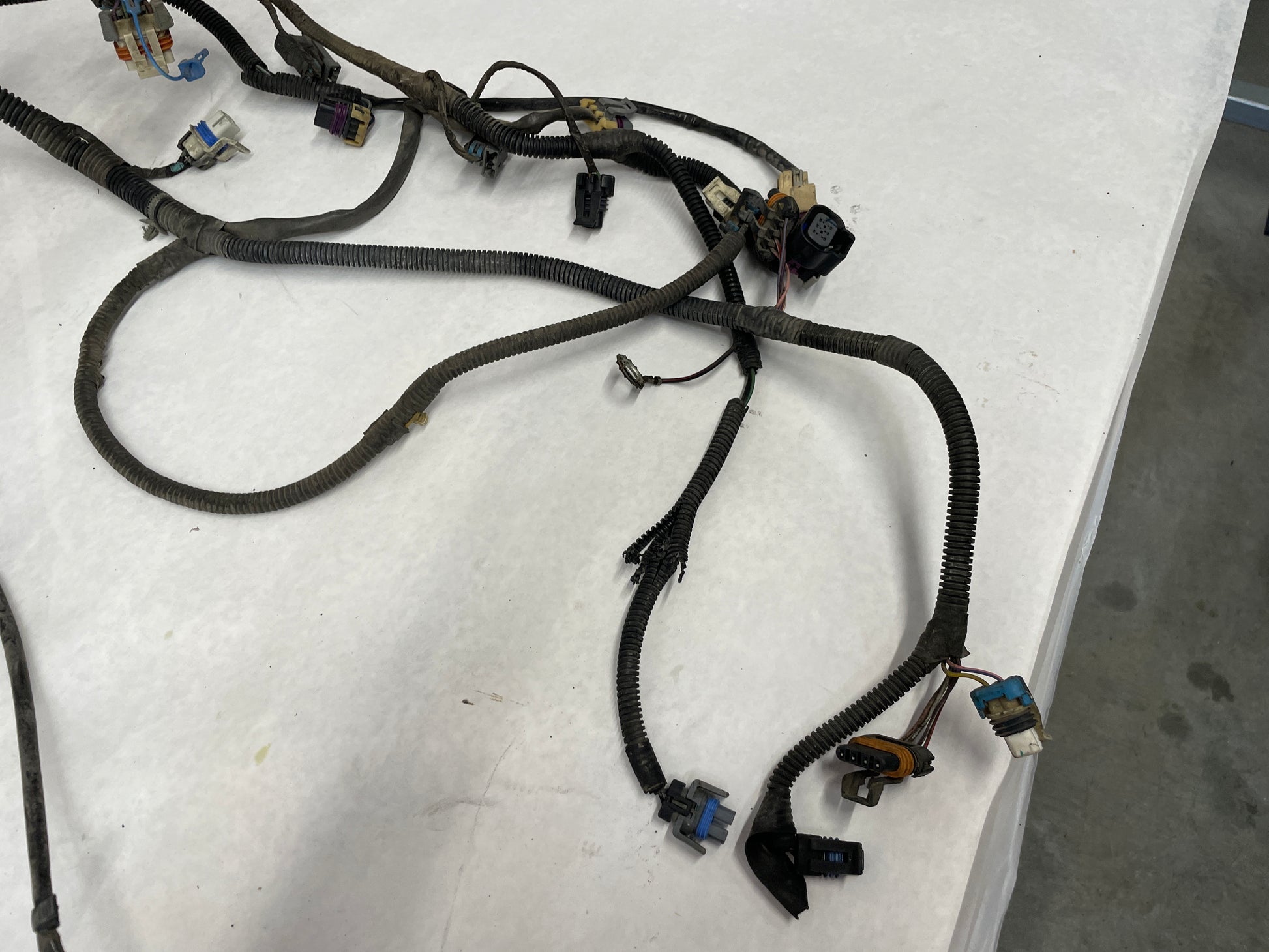 2005 Pontiac GTO Engine Motor Manual Transmission Wire Wiring Harness OEM - Day's Parts Yard