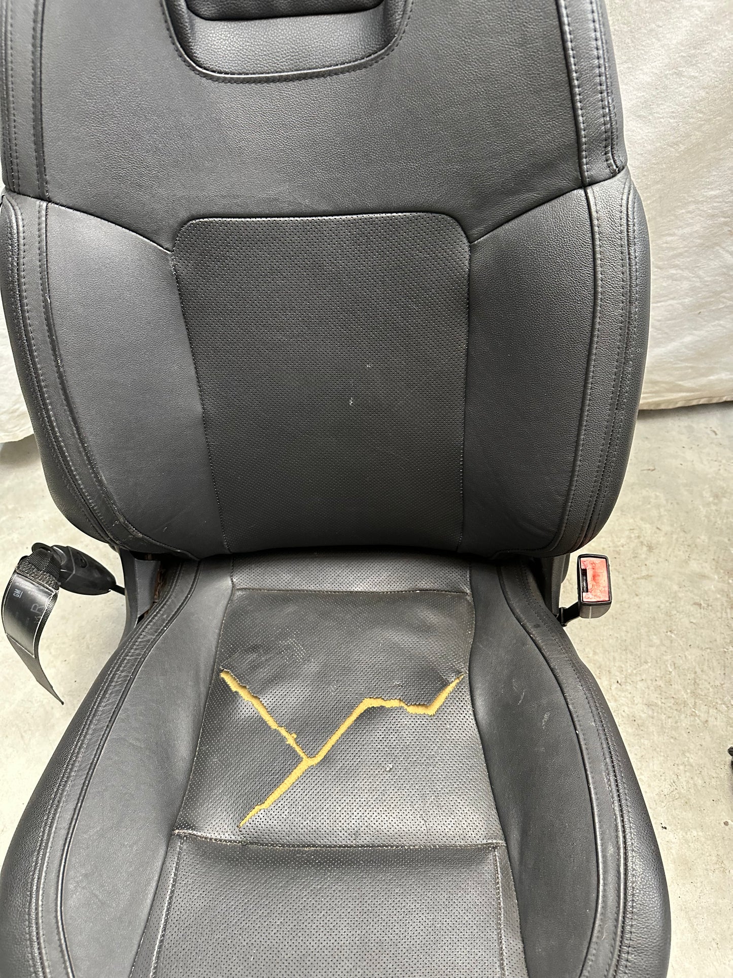 2009 Pontiac G8 GT Seats Front and Rear Black Leather OEM LOCAL PICK UP