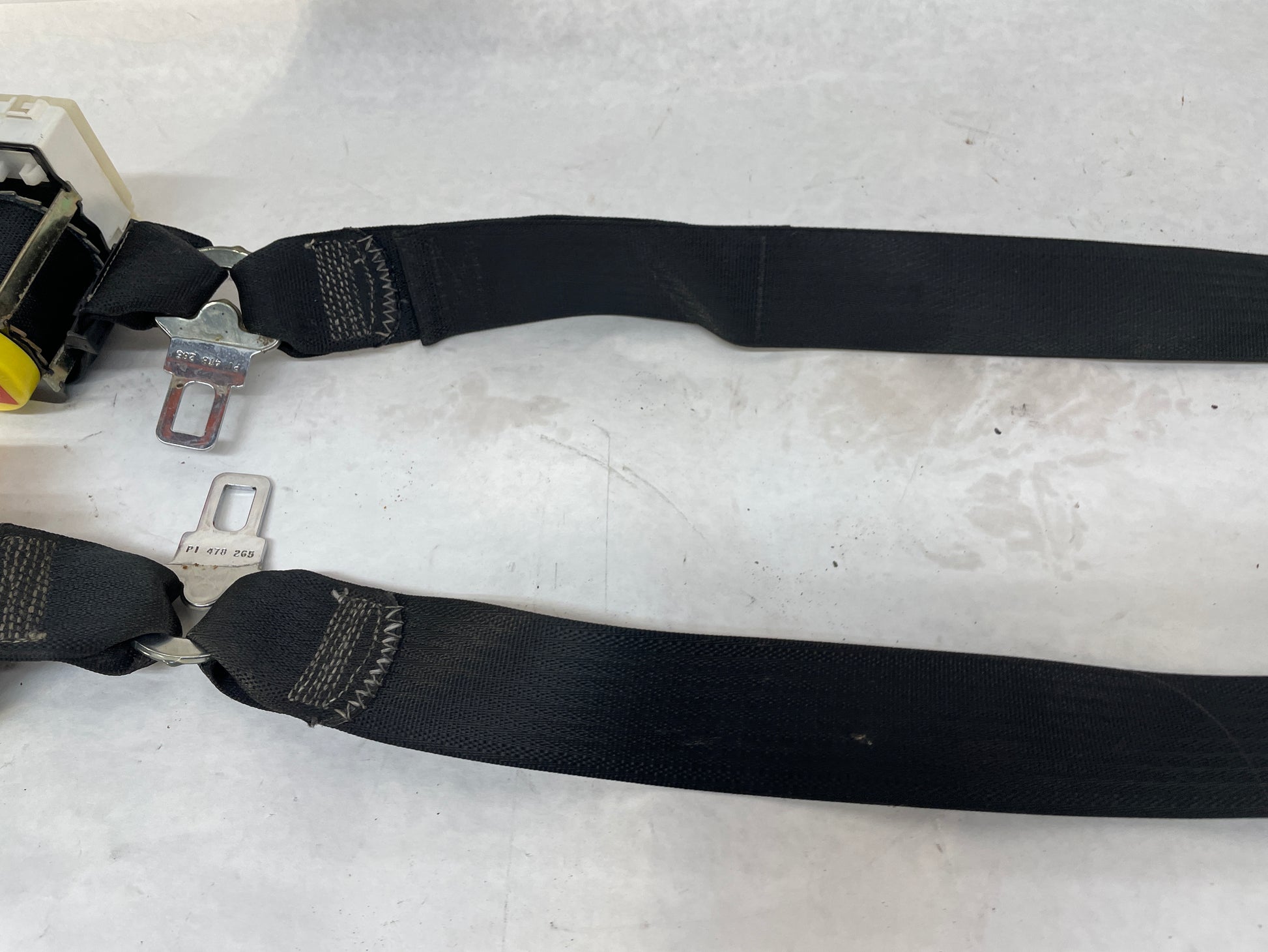 2004 Chevy C5 Corvette Z06 RH & LH Front Seatbelt Seat Belt Retractors OEM - Day's Parts Yard