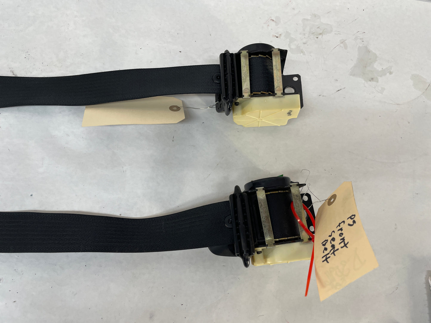 2004 Chevy C5 Corvette Z06 RH & LH Front Seatbelt Seat Belt Retractors OEM - Day's Parts Yard