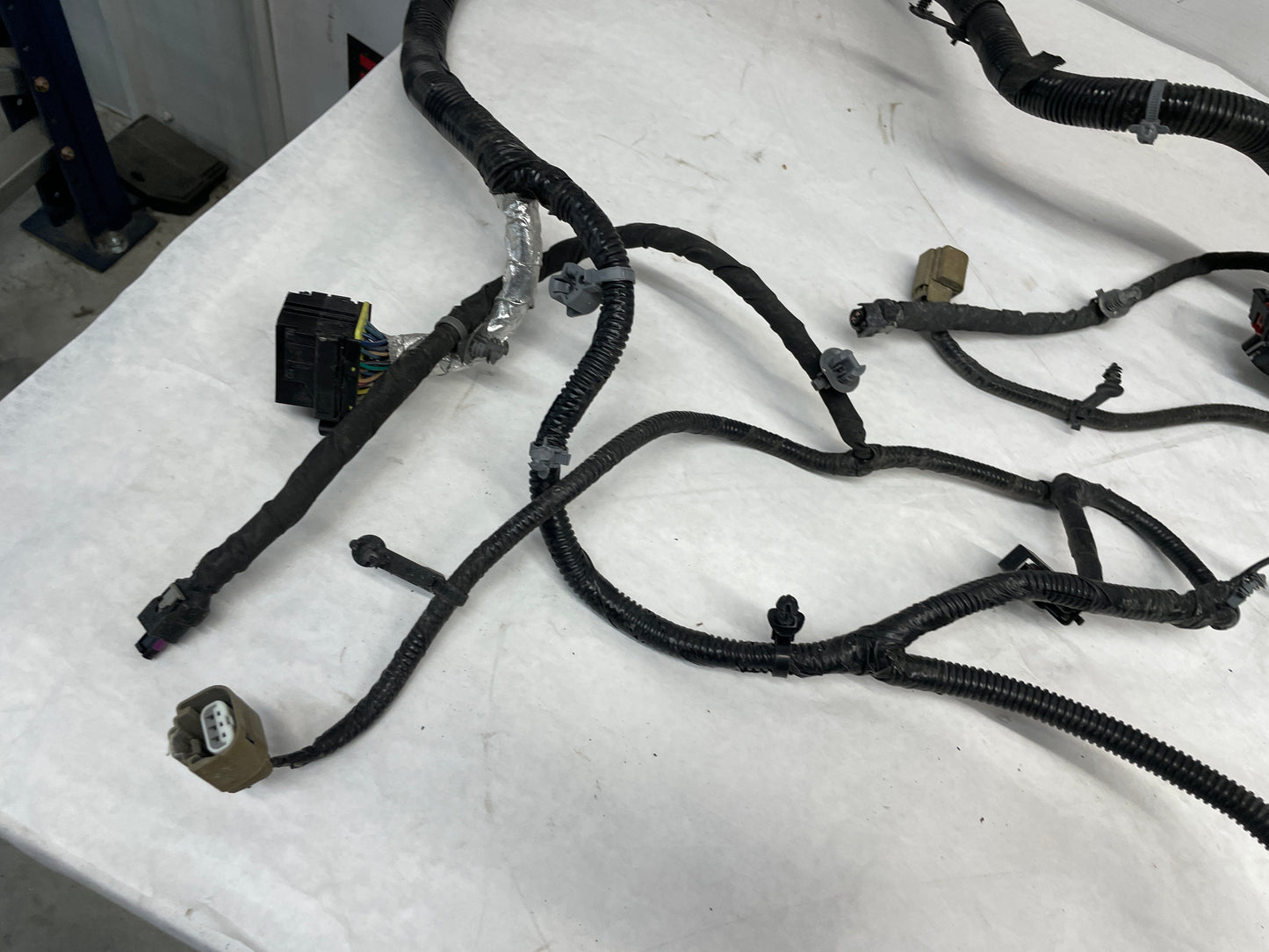 2014 Chevy Camaro ZL1 Engine Bay Head Lamp Light Firewall Wire Wiring Harness OEM