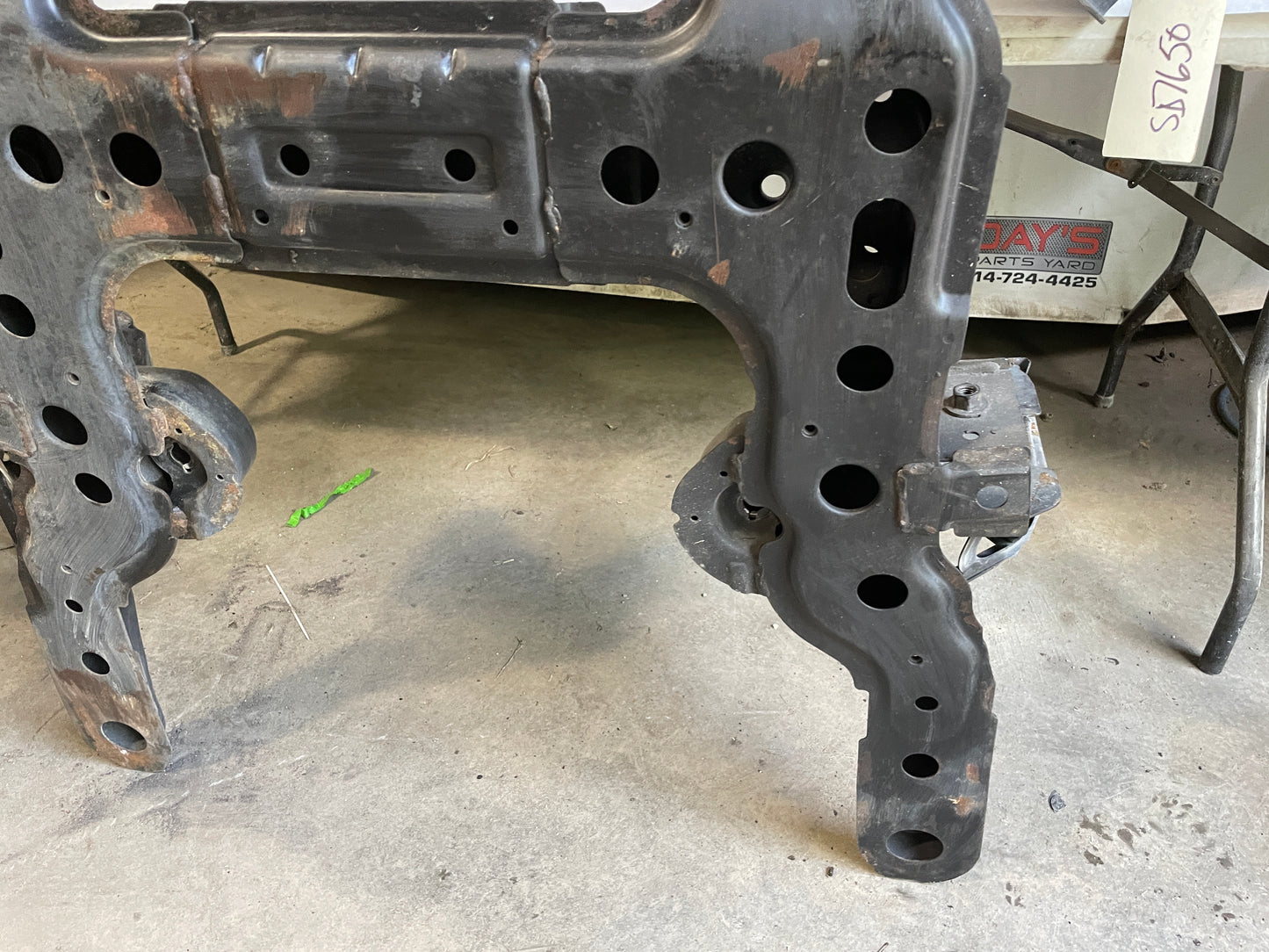 2009 Pontiac G8 Front Cradle Cross K Member Sub Frame OEM