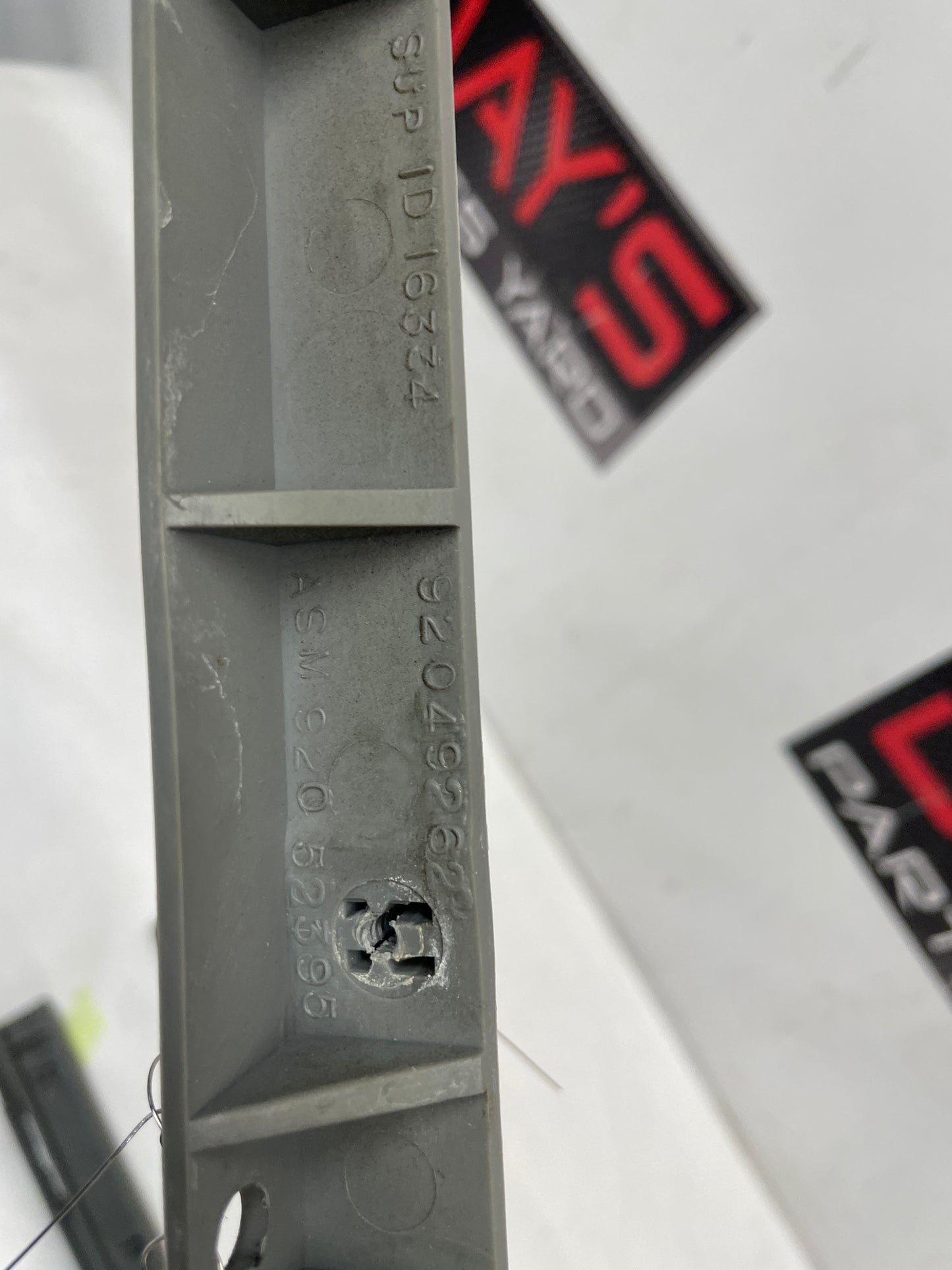 2004 Pontiac GTO Rear Bumper Bracket Guide Set OEM - Day's Parts Yard