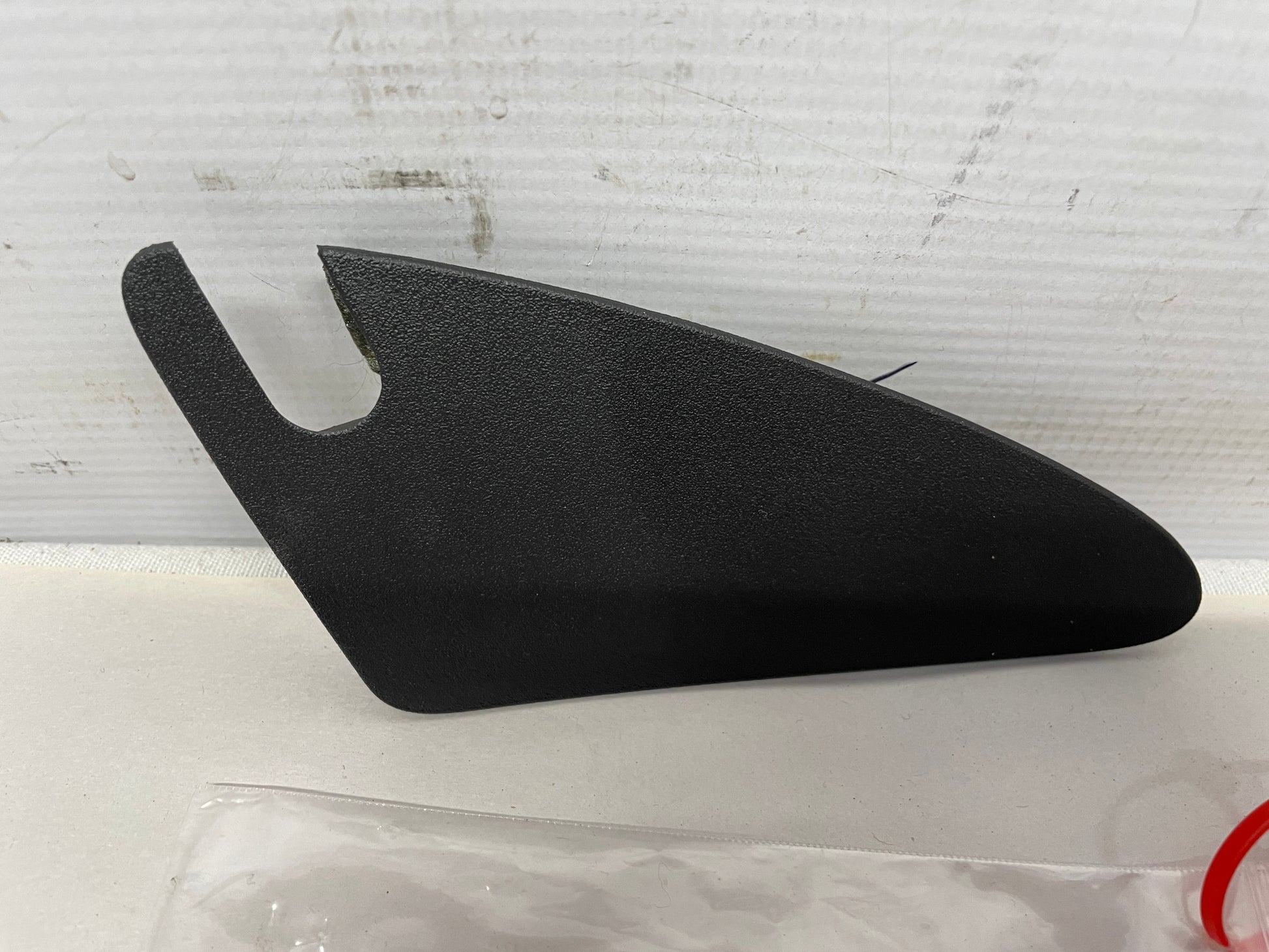 2014 Chevy SS Sedan RH Passenger Interior Mirror Cover Trim OEM - Day's Parts Yard