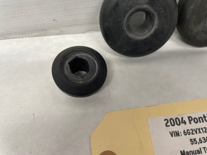 2004 Pontiac GTO Upper & Lower Radiator Bushings OEM - Day's Parts Yard