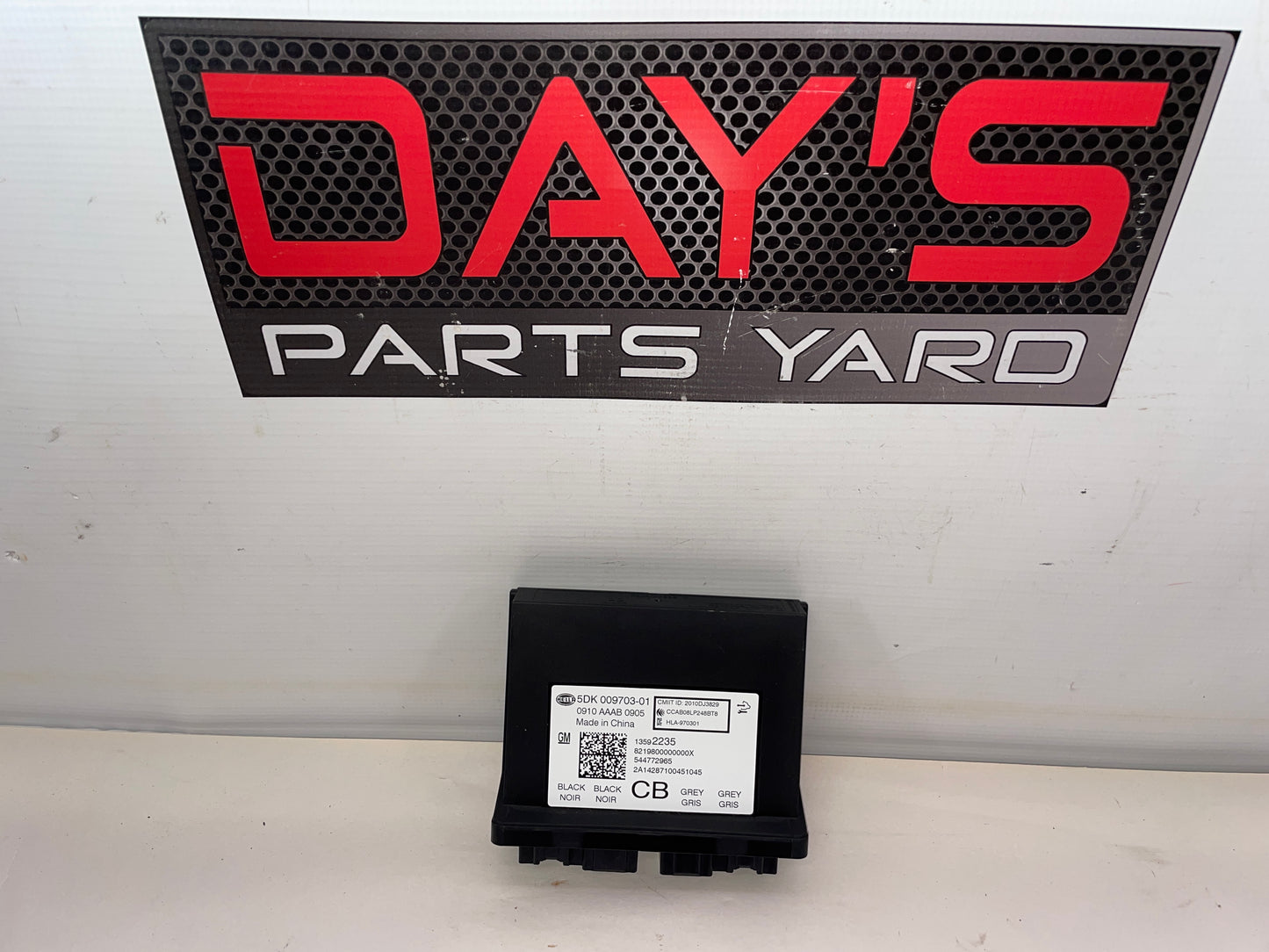 2015 Chevy SS Sedan Keyless Entry Control Module OEM - Day's Parts Yard