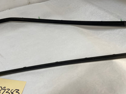 2010 Cadillac CTS-V Sedan RH & LH Roof Top Body Side Window Reveal Trim Molding OEM