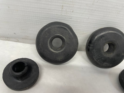 2004 Pontiac GTO Upper & Lower Radiator Bushings OEM - Day's Parts Yard