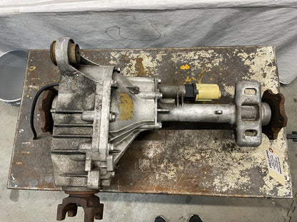 2003 Chevy Suburban Front Axle Differential Carrier Assembly 3.73 LSD OEM - Day's Parts Yard