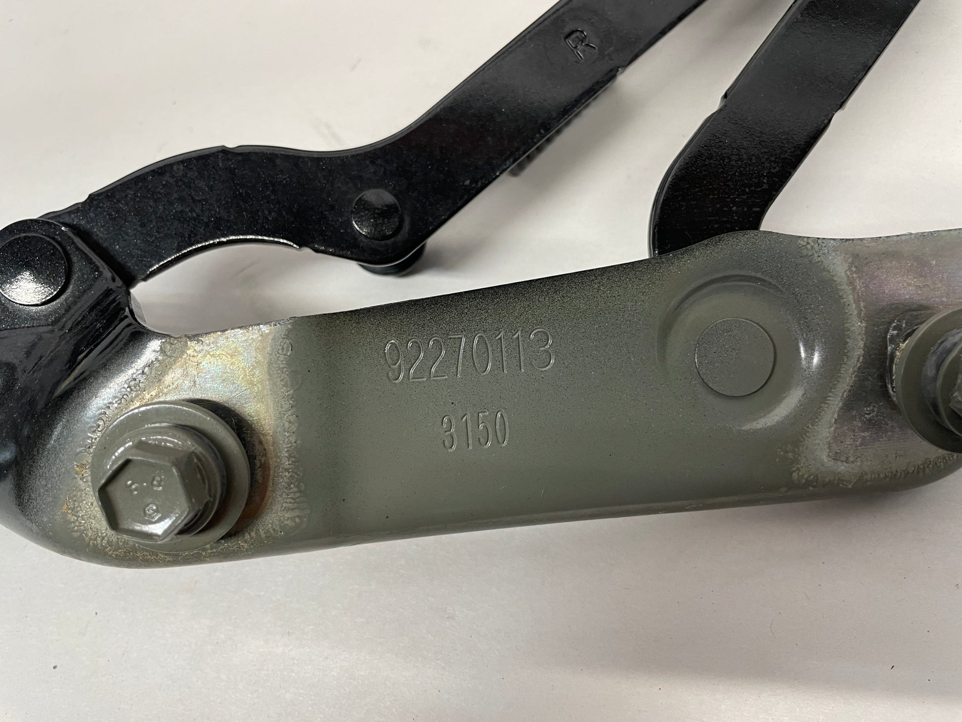 2014 Chevy SS Sedan Trunk Deck Lid Hinges OEM - Day's Parts Yard