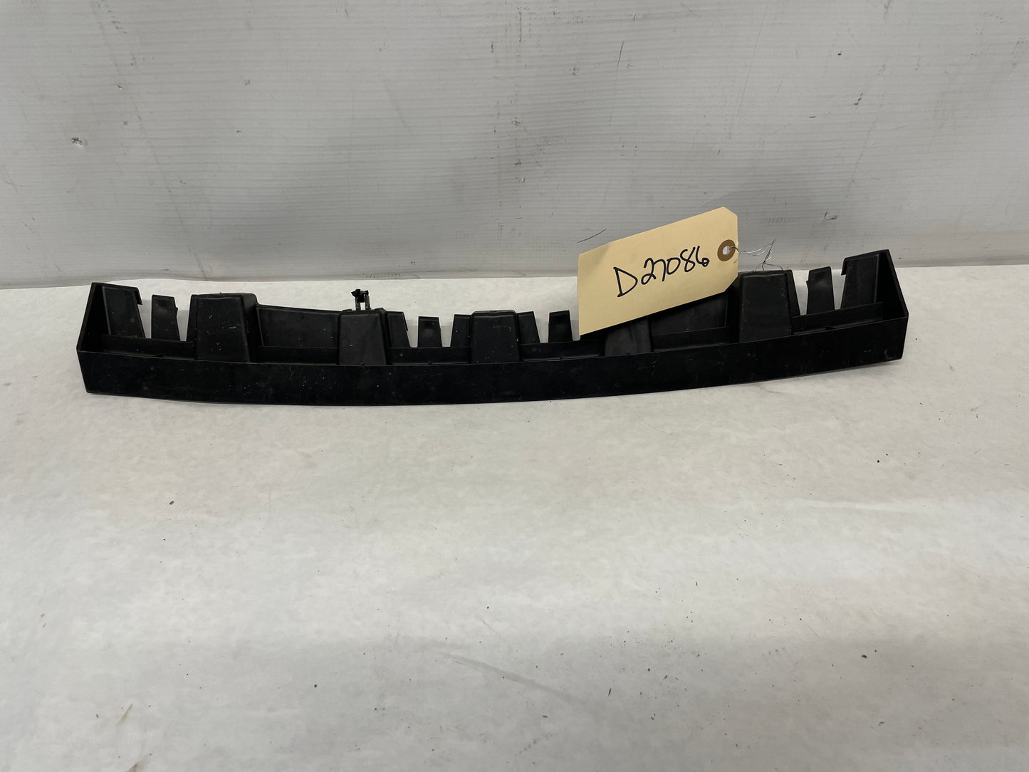 2014 Chevy Camaro ZL1 Convertible Rear Bumper Fascia Upper Support Bracket OEM