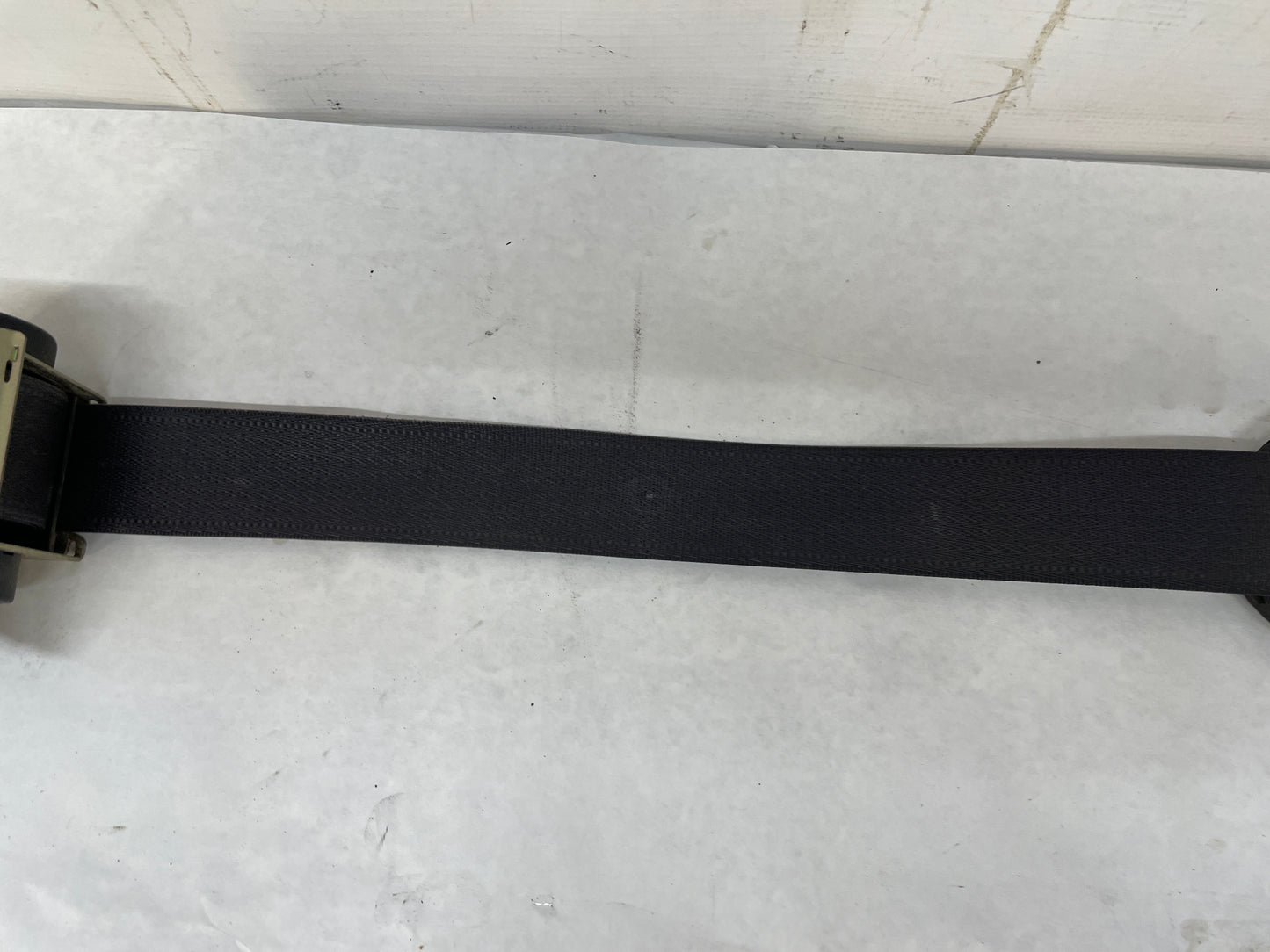 2004 Pontiac GTO LH Driver Front Seatbelt Retractors OEM - Day's Parts Yard