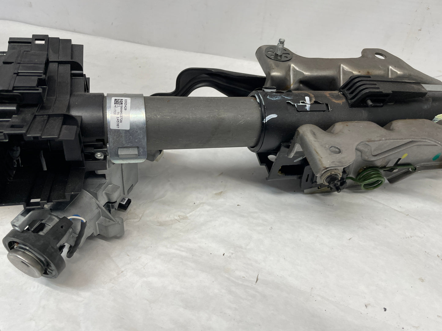 2014 Chevy Camaro ZL1 Steering Column Ignition w/ Key OEM