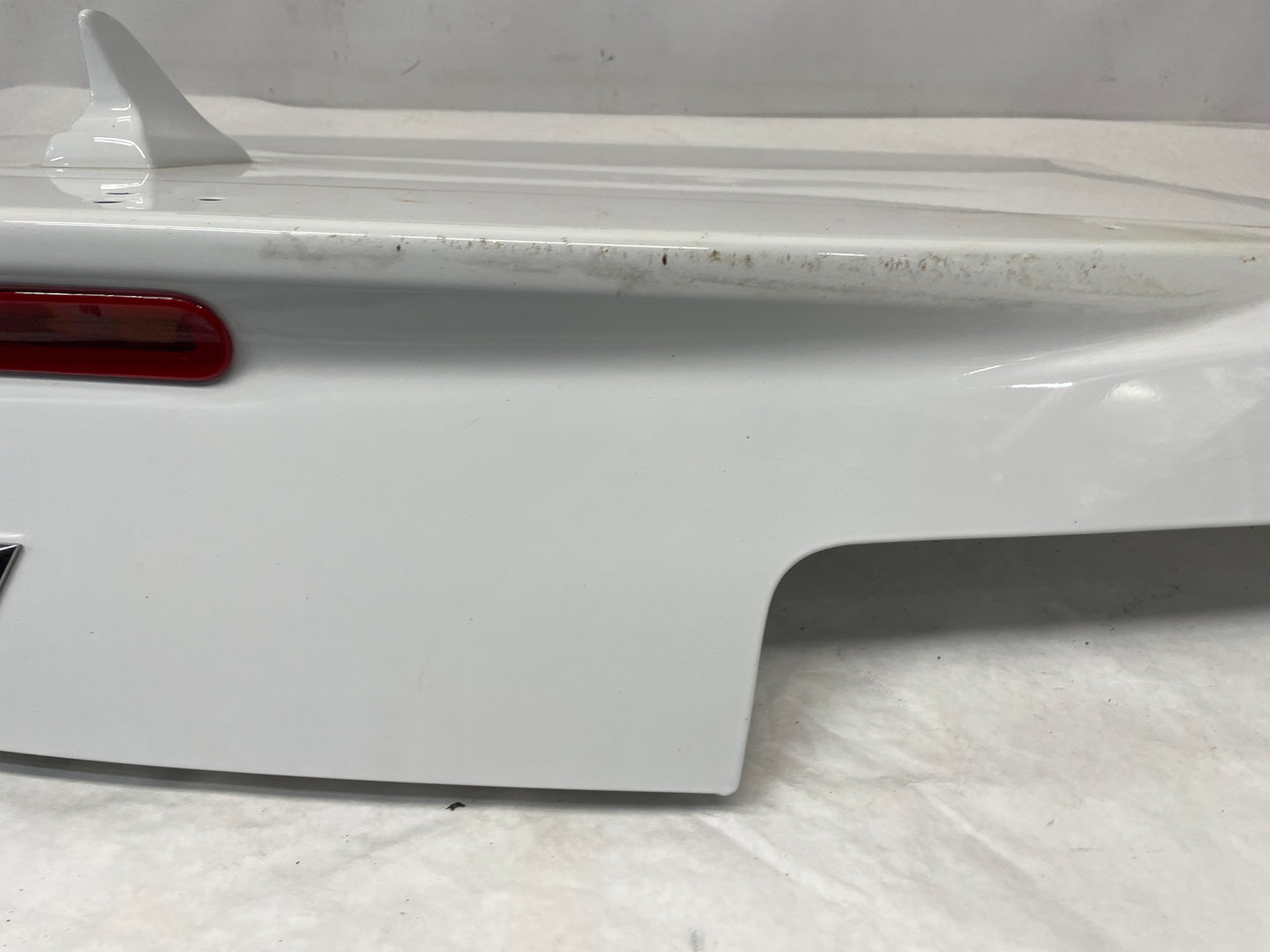 2014 Chevy Camaro ZL1 Convertible Trunk Deck Lid w/ Shark Fin Antenna White OEM