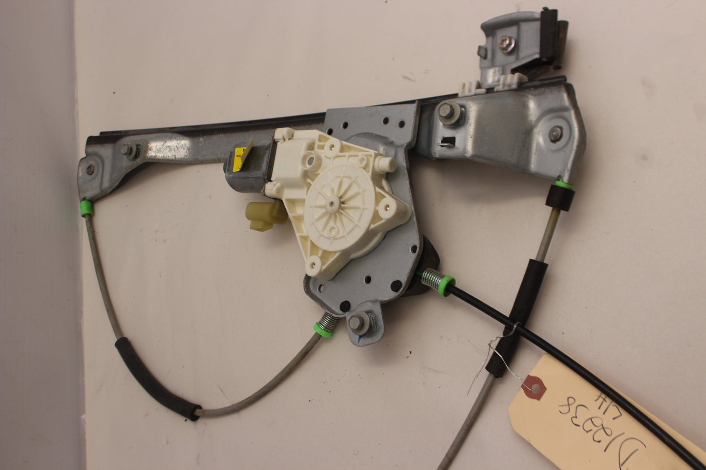 2009 Pontiac G8 GT Front RH Passenger Door Window Regulator Motor OEM