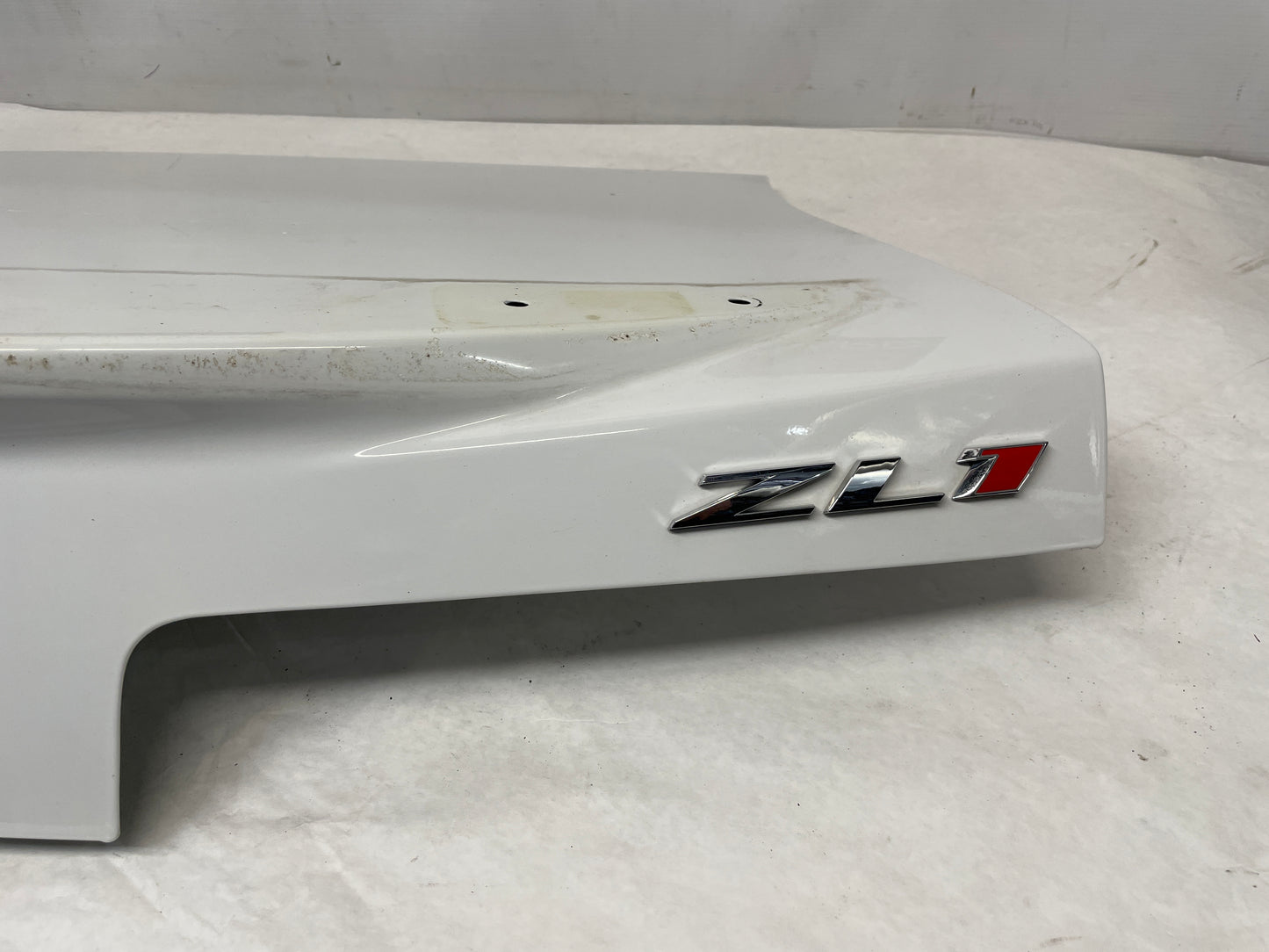 2014 Chevy Camaro ZL1 Convertible Trunk Deck Lid w/ Shark Fin Antenna White OEM