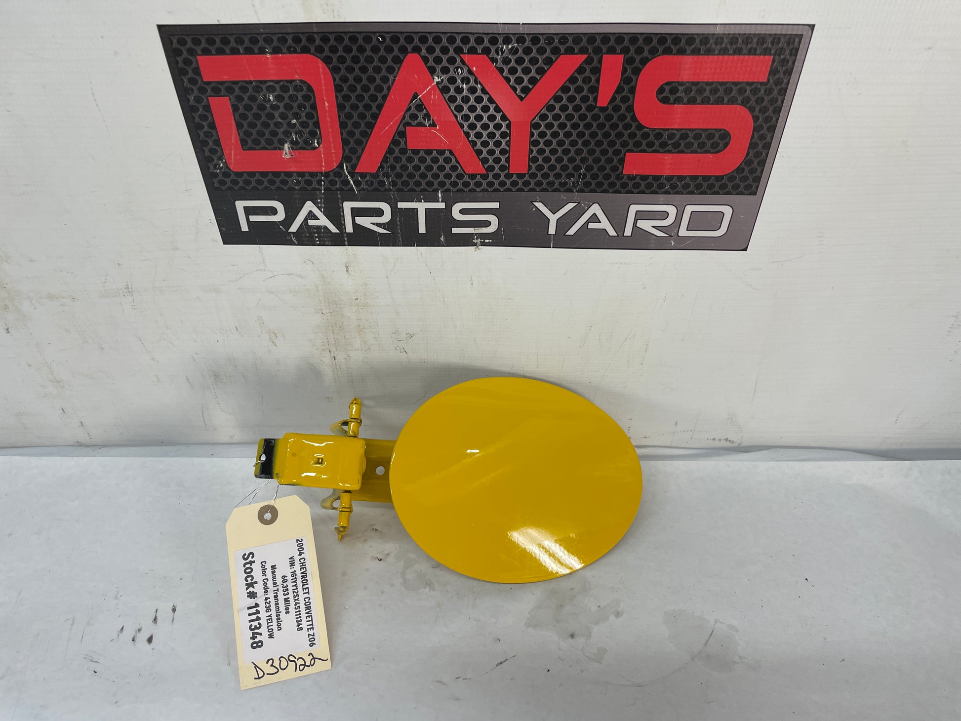 2004 Chevy C5 Corvette Z06 Complete Fuel Gas Door Lid Cover Assembly OEM - Day's Parts Yard