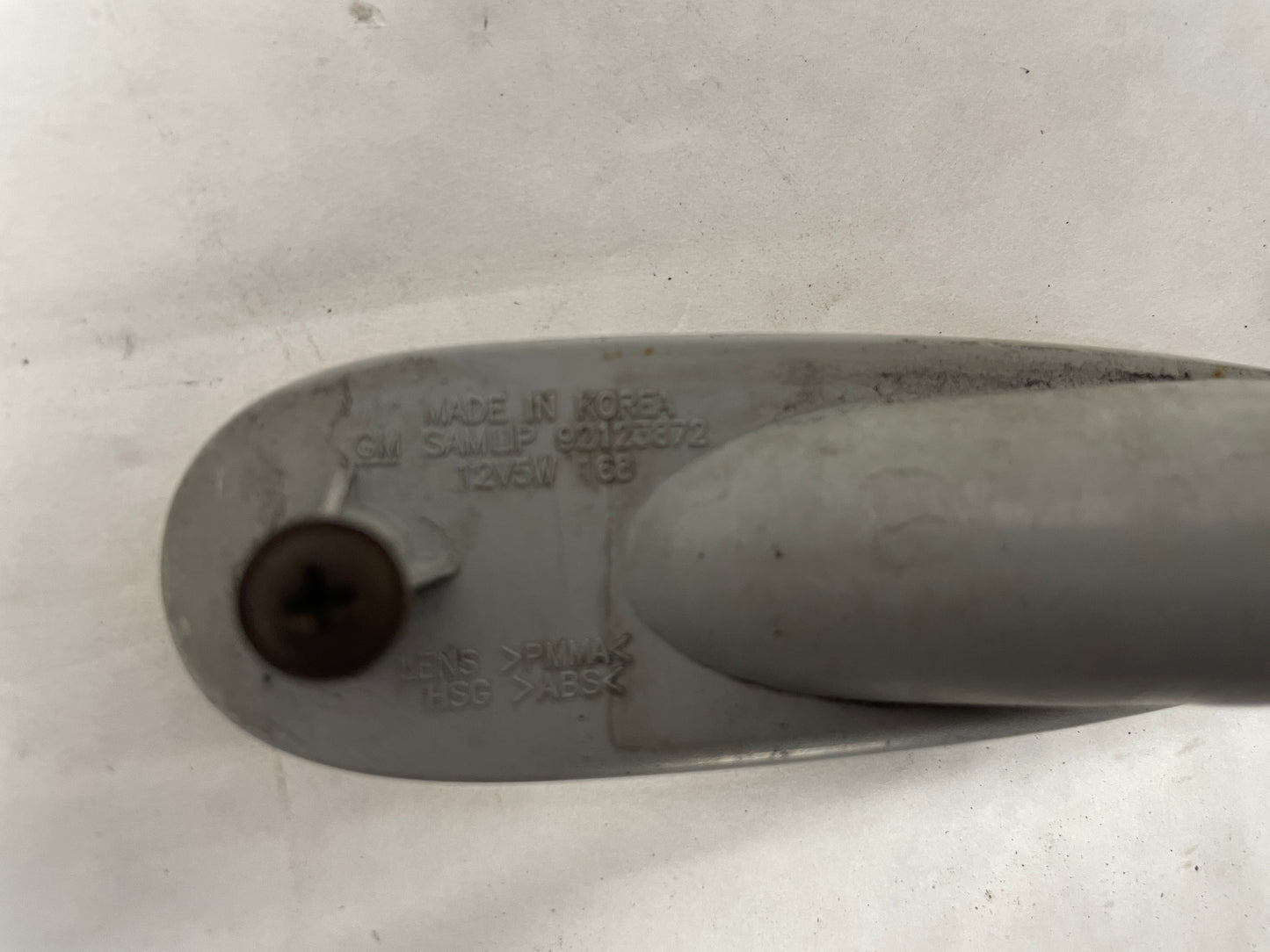 2004 Pontiac GTO RH Passenger Side Marker Light OEM - Day's Parts Yard