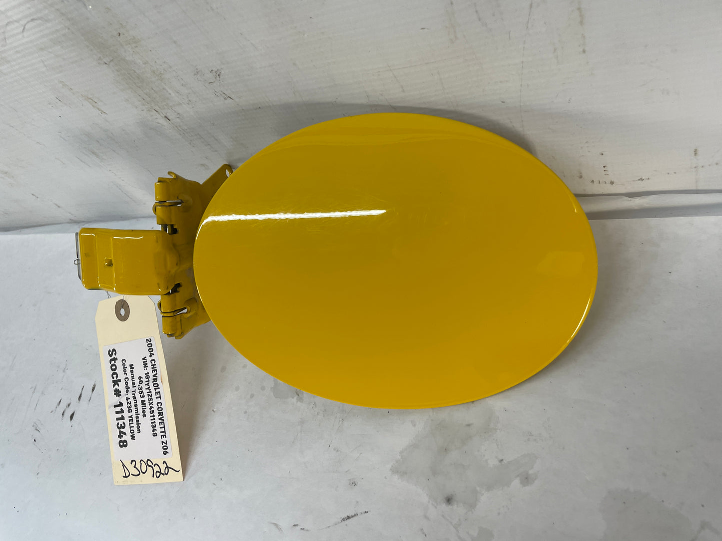 2004 Chevy C5 Corvette Z06 Complete Fuel Gas Door Lid Cover Assembly OEM - Day's Parts Yard