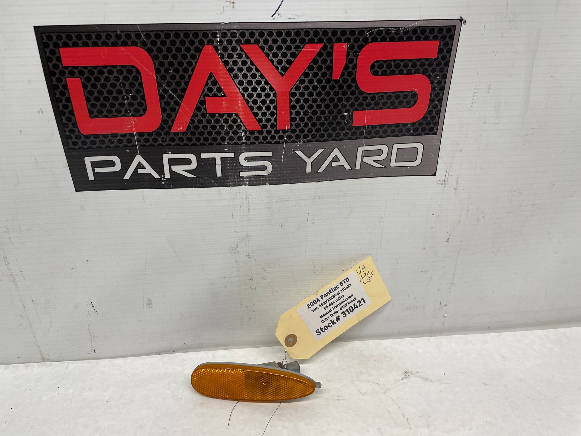 2004 Pontiac GTO LH Driver Side Marker Light OEM - Day's Parts Yard