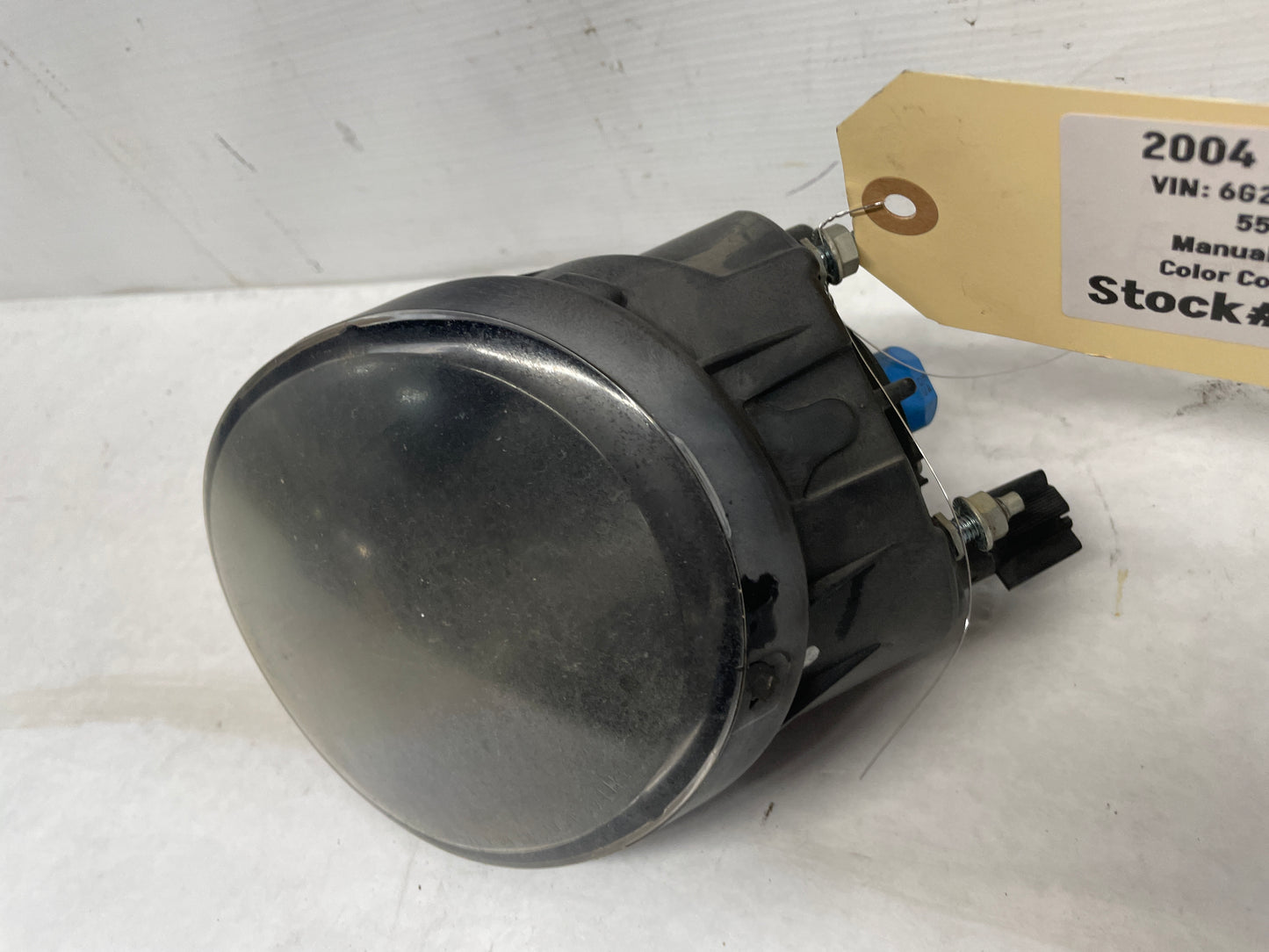 2004 Pontiac GTO LH Driver Fog Light Lamp OEM - Day's Parts Yard