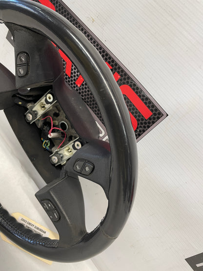 2003 Chevy Suburban Steering Wheel w/ Buttons OEM - Day's Parts Yard