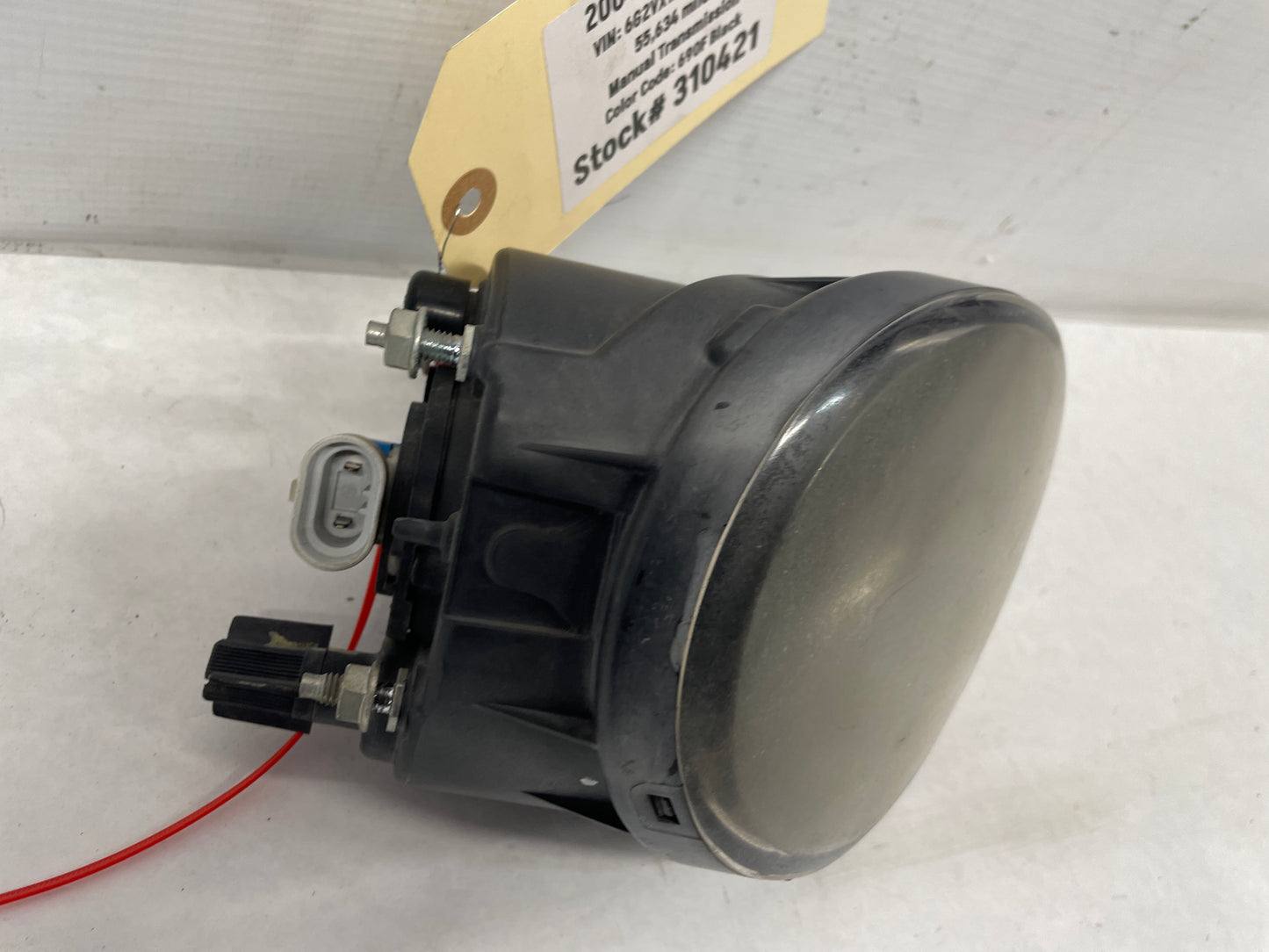 2004 Pontiac GTO RH Passenger Fog Light Lamp OEM - Day's Parts Yard