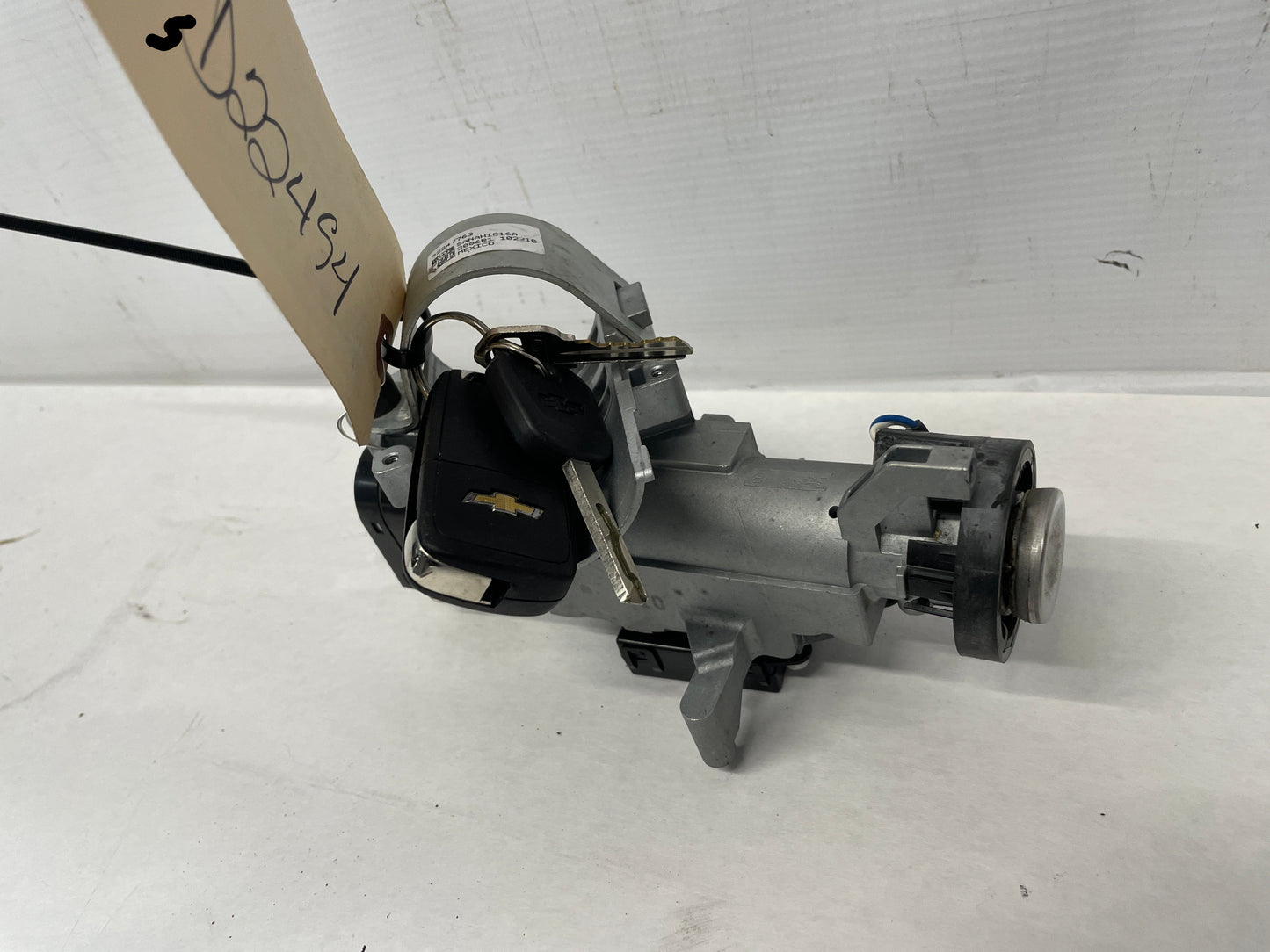 2012 Chevy Camaro SS Complete Steering Column Ignition Lock w/ Key Fob OEM - Day's Parts Yard