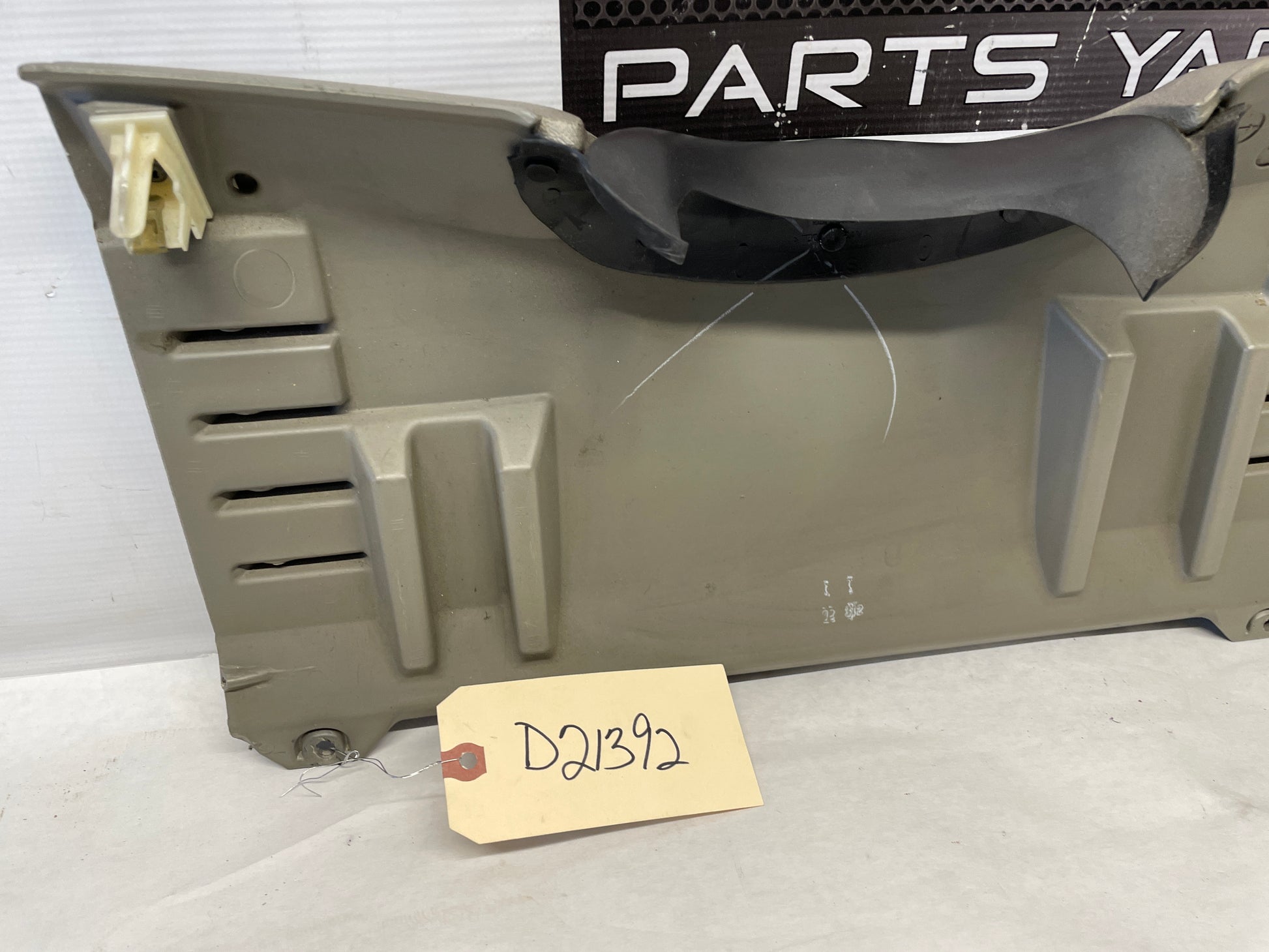 2003 Chevy Suburban Lower Dash Knee Bolster OEM - Day's Parts Yard