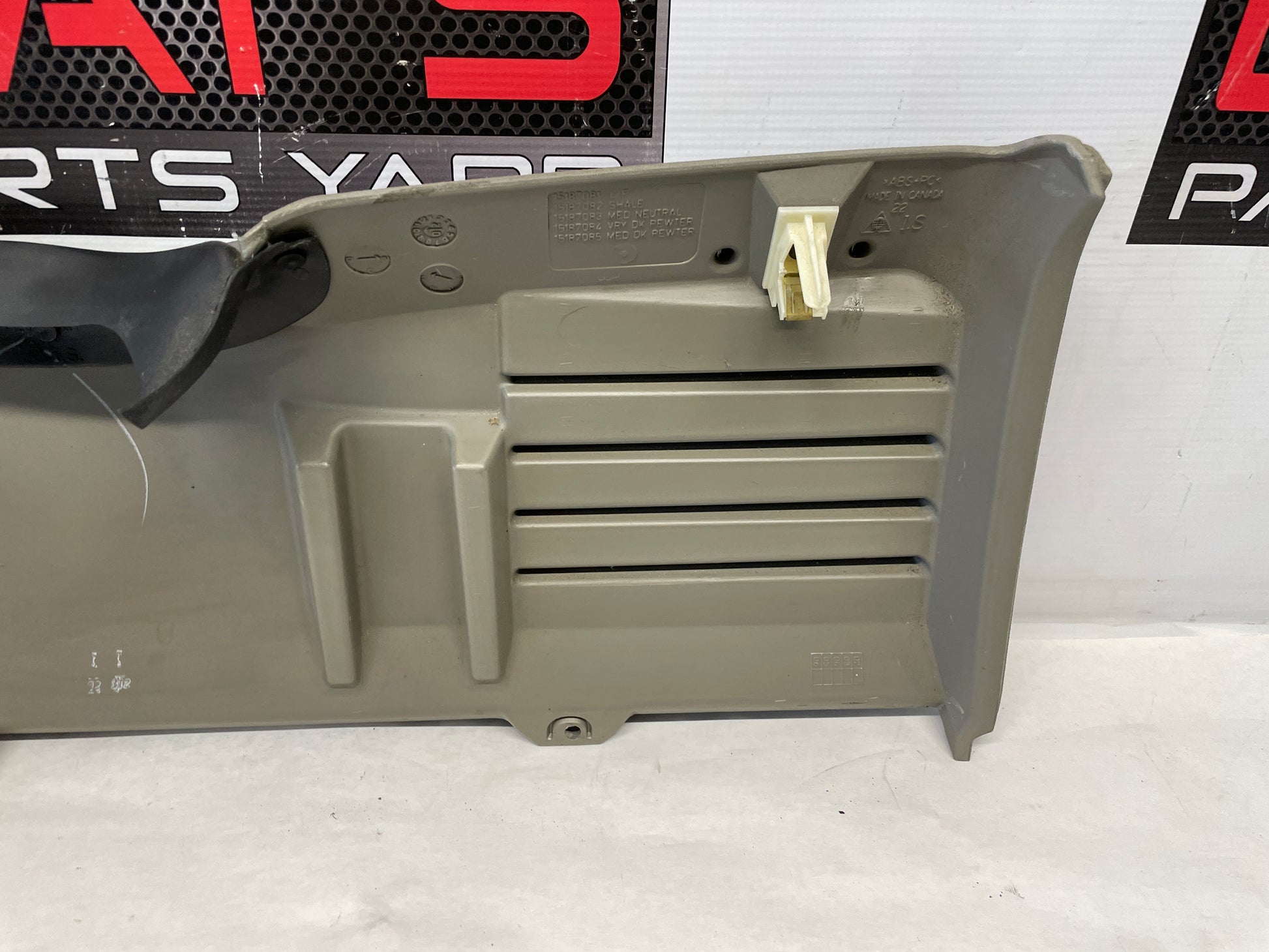 2003 Chevy Suburban Lower Dash Knee Bolster OEM - Day's Parts Yard
