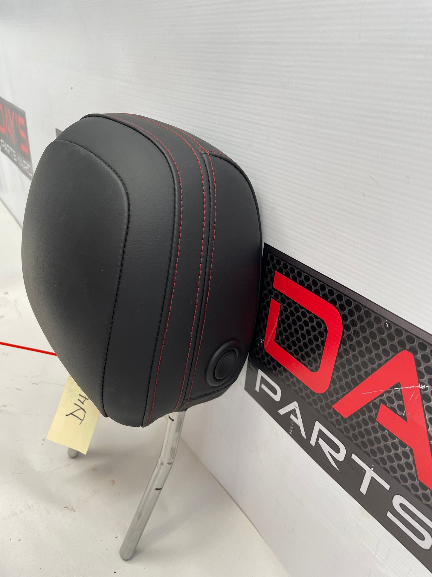 2015 Chevy SS Sedan Front RH Passenger Headrest Head Rest OEM - Day's Parts Yard