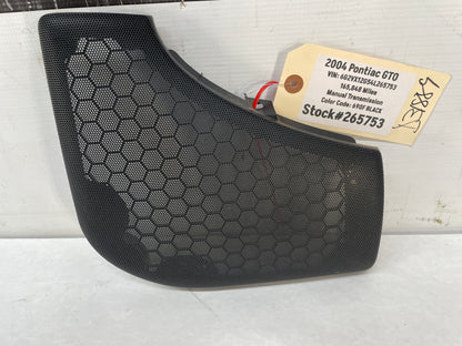 2004 Pontiac GTO RH Passenger Door Panel Speaker Grill OEM - Day's Parts Yard