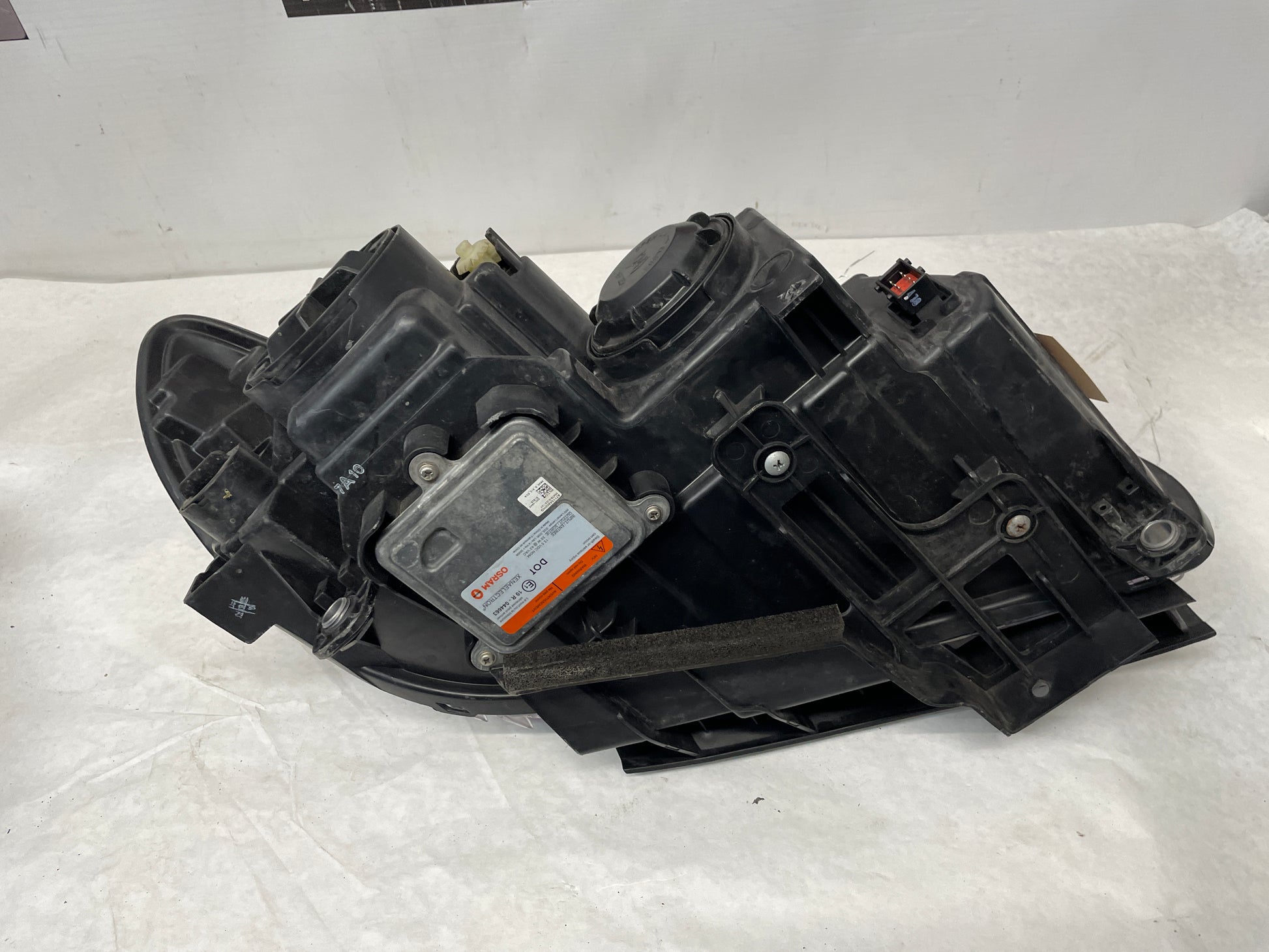 2017 Chevy SS Sedan LH Driver Head Light Lamp Headlight OEM - Day's Parts Yard