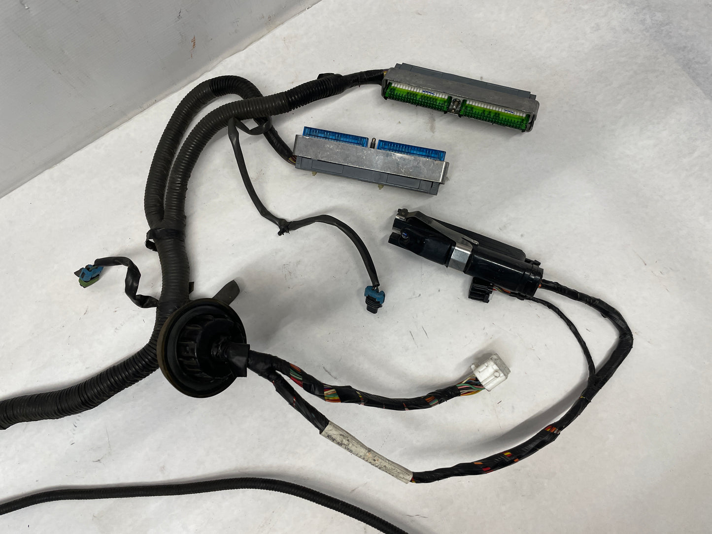 2004 Pontiac GTO Engine Wire Wiring Harness OEM - Day's Parts Yard