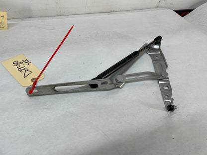 2013 Chevy Caprice PPV RH & LH Trunk Deck Lid Hinges OEM - Day's Parts Yard